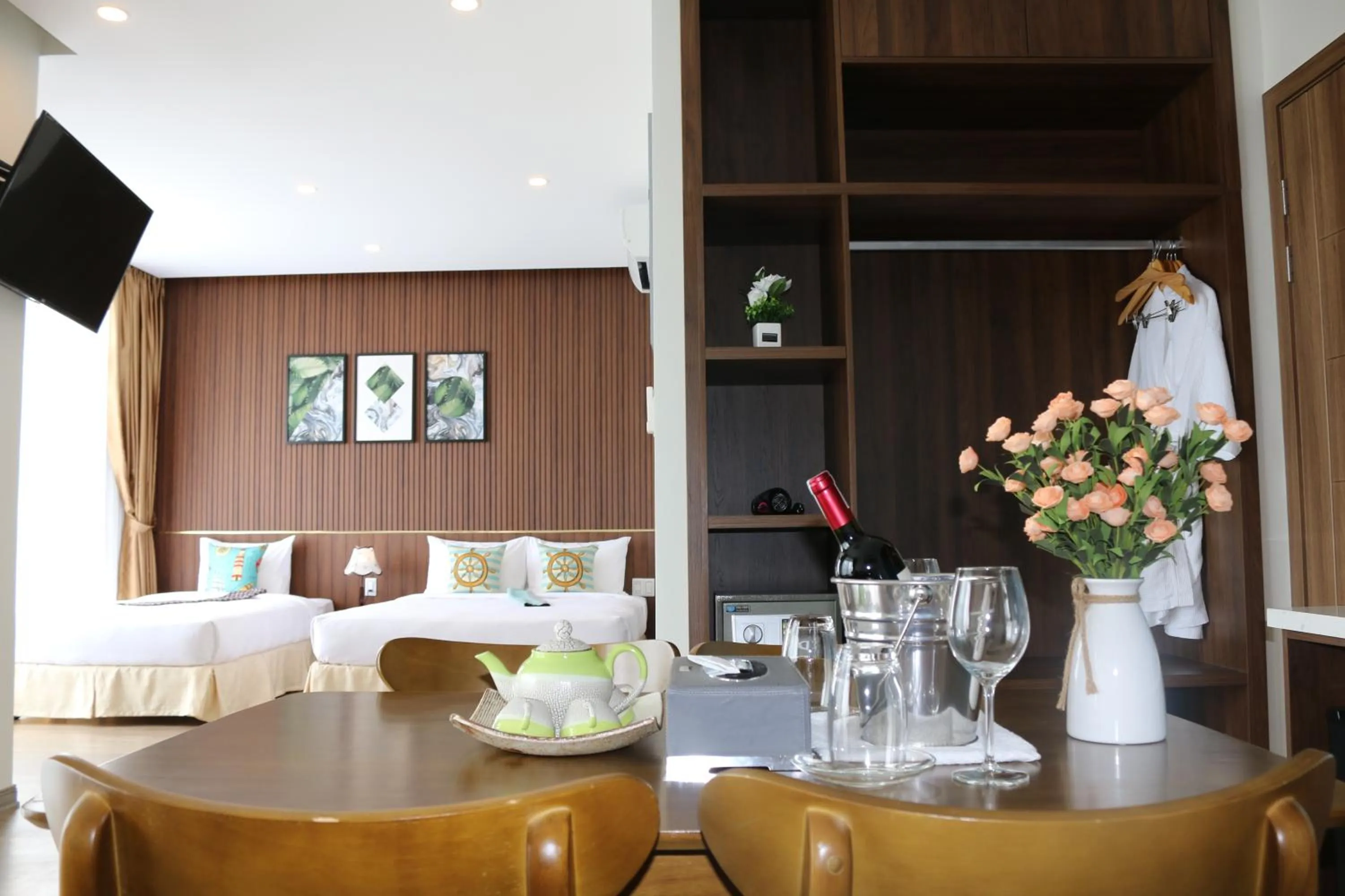 Photo of the whole room, Bed in The Fish Village Villa