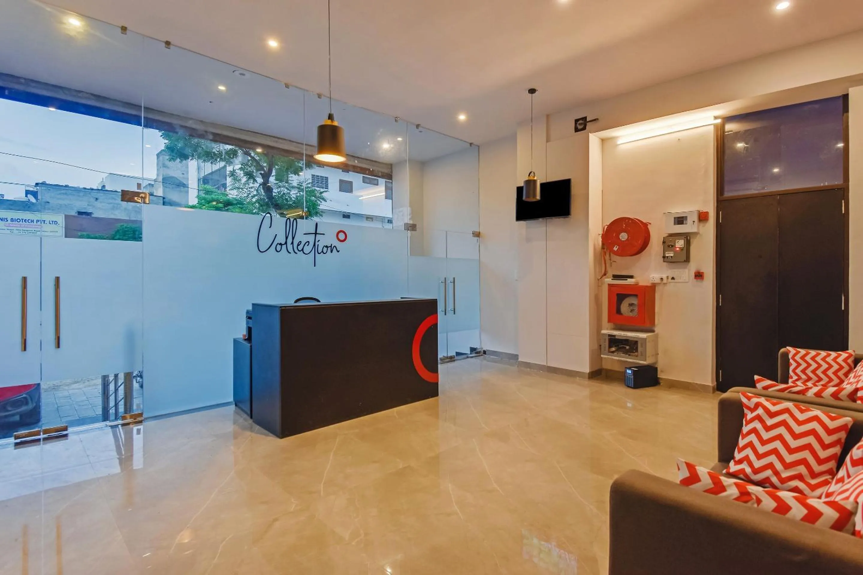 Lobby or reception in Super Collection O Govind Marg