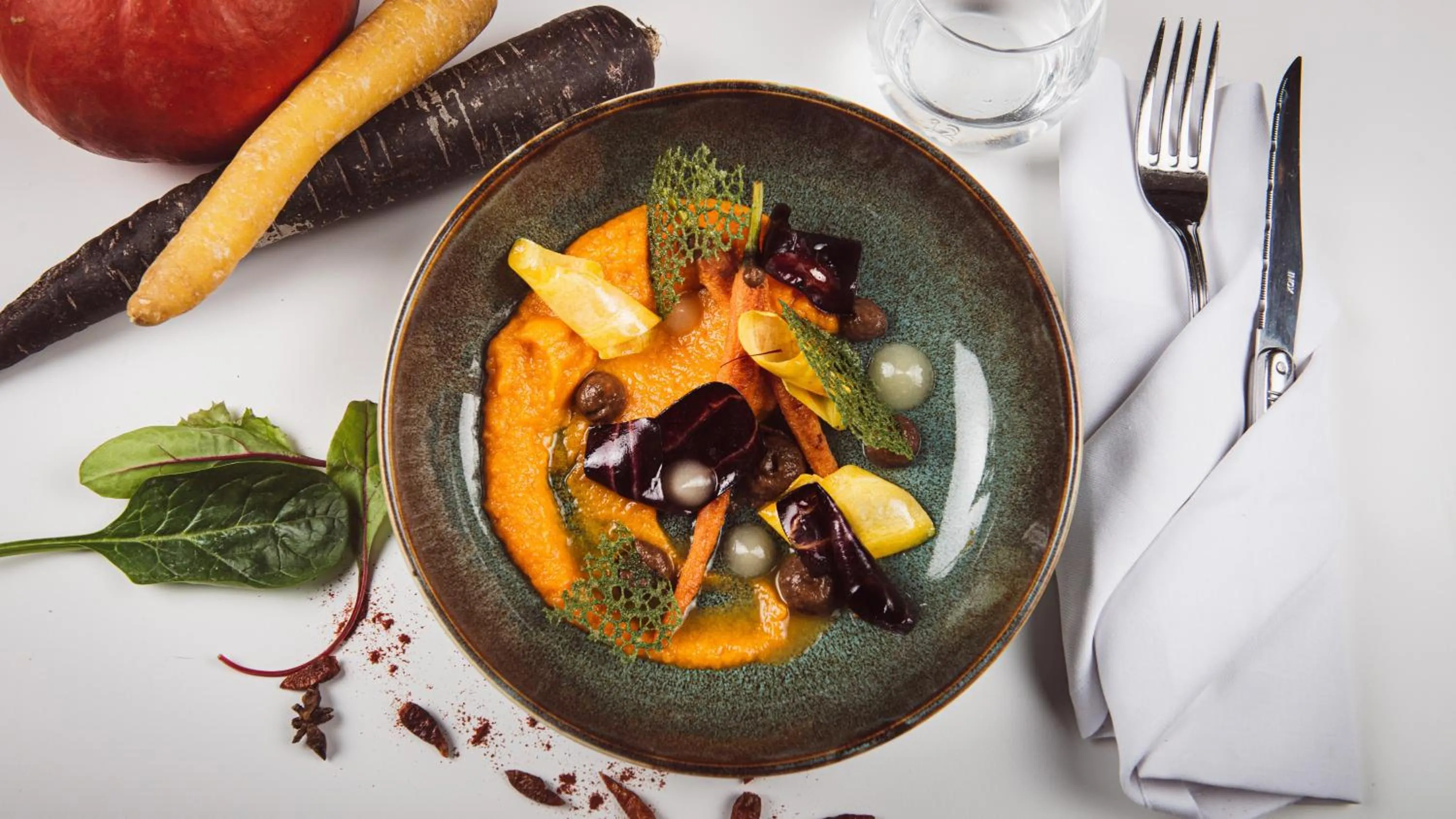 Restaurant/places to eat in Holiday Inn Clermont Ferrand Centre by IHG