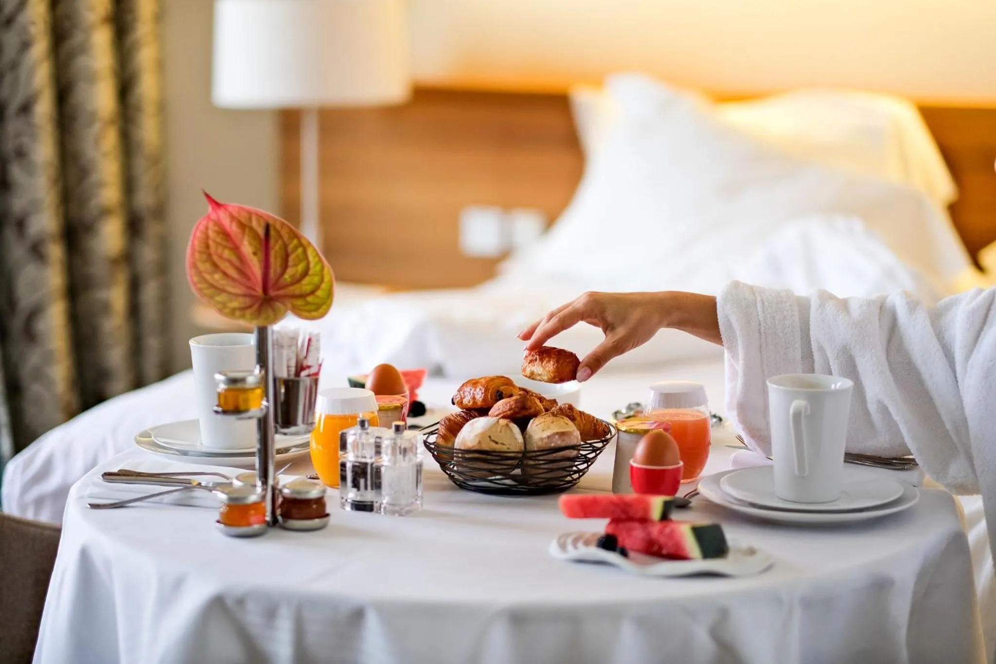 Breakfast, Bed in Thalazur Bandol Ile Rousse - Hôtel & Spa