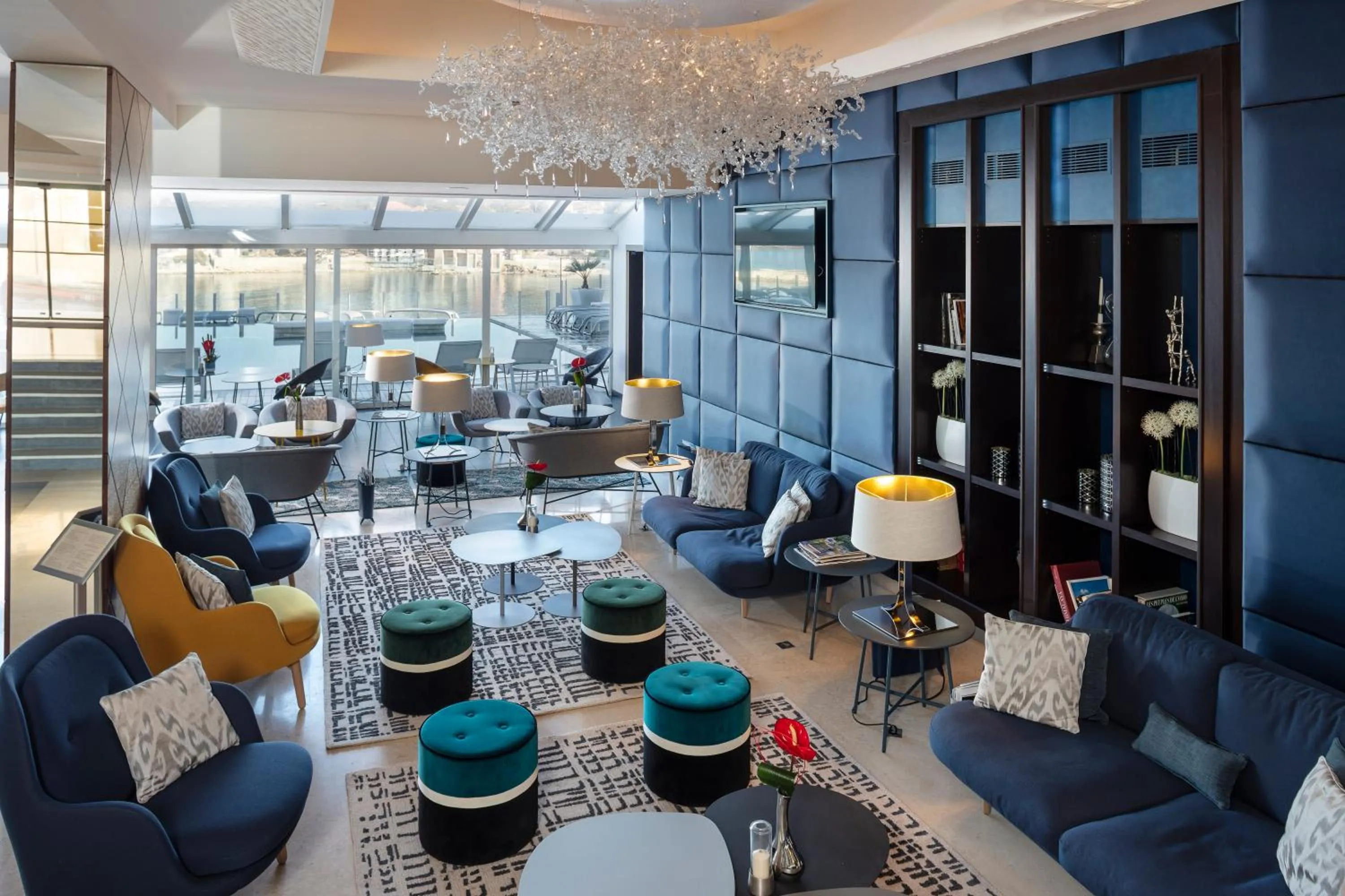 Lounge or bar in Thalazur Bandol Ile Rousse - Hôtel & Spa