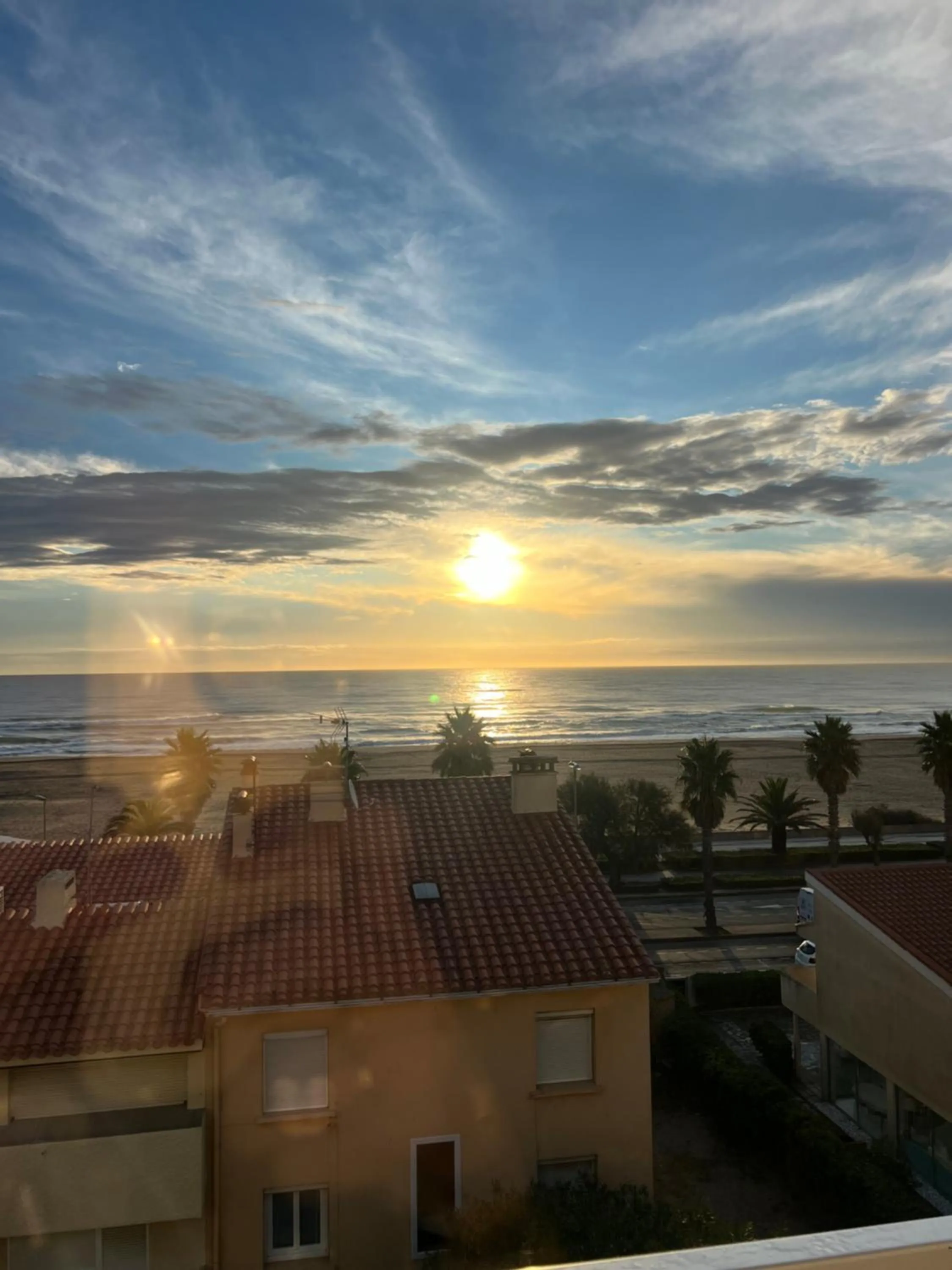 Natural landscape in Le Regina Hôtel et restaurant Canet-plage
