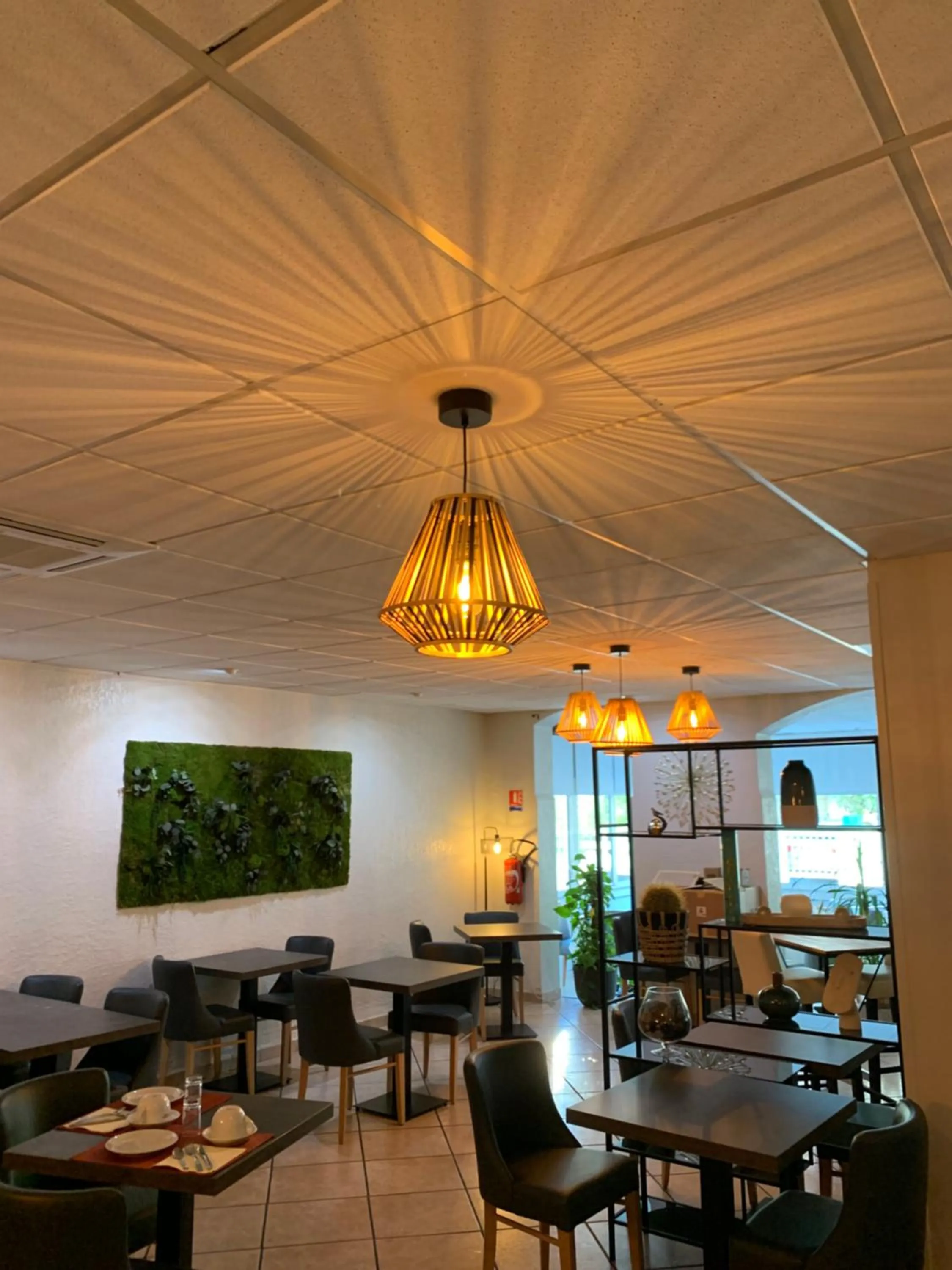 Restaurant/places to eat in Le Regina Hôtel et restaurant Canet-plage