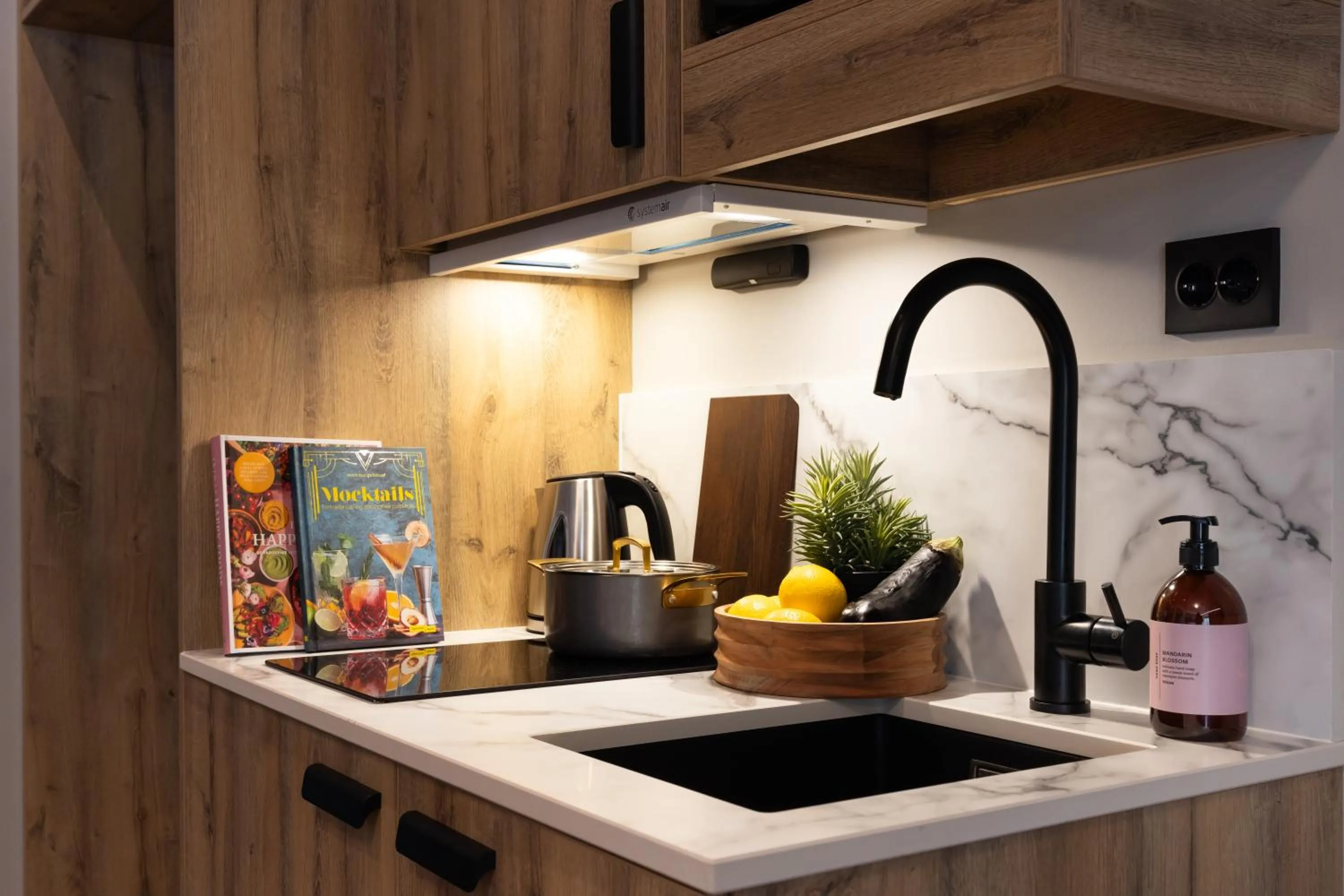 Kitchen or kitchenette in Stryn House Hotel