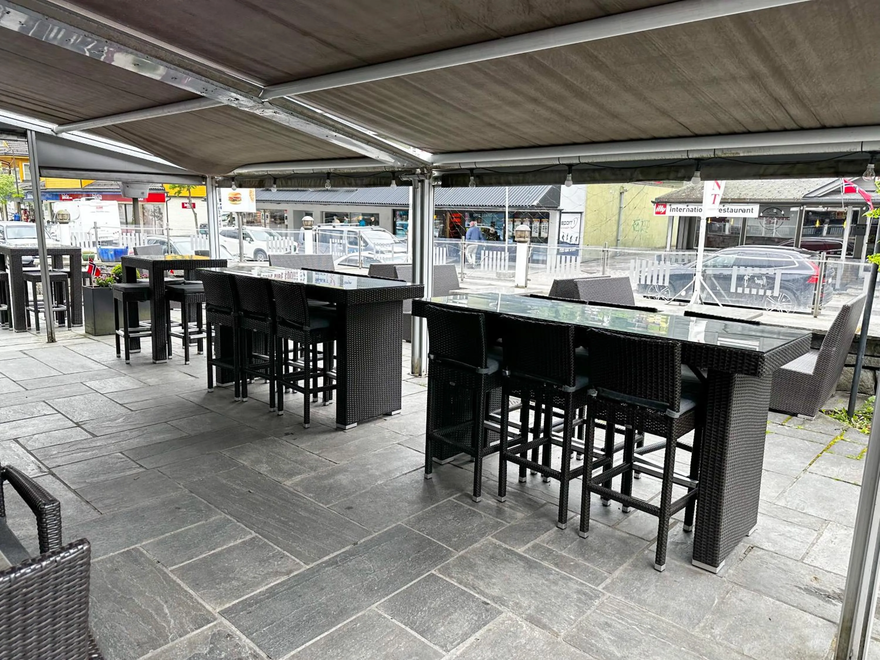 Restaurant/places to eat in Stryn House Hotel