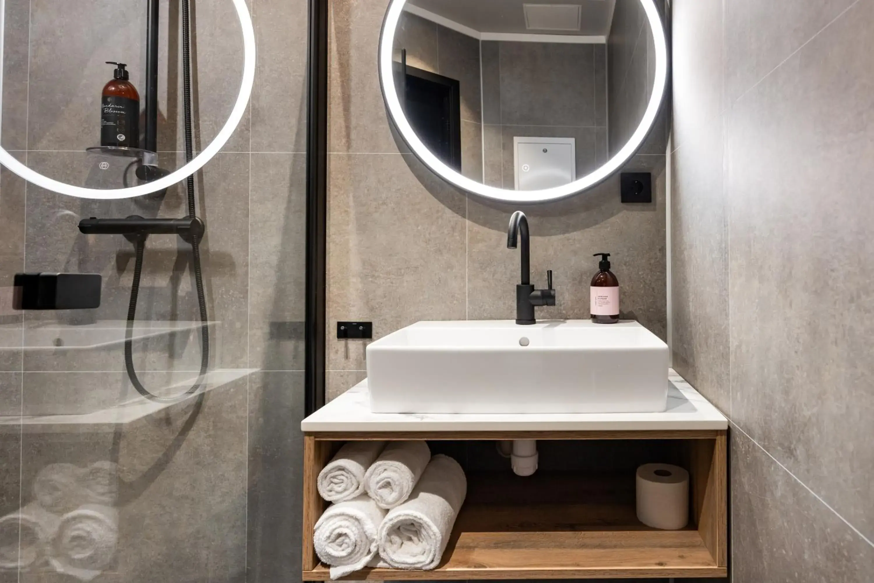 Double Room with Sea View in Stryn House Hotel Double Room with Sea View in Stryn House Hotel