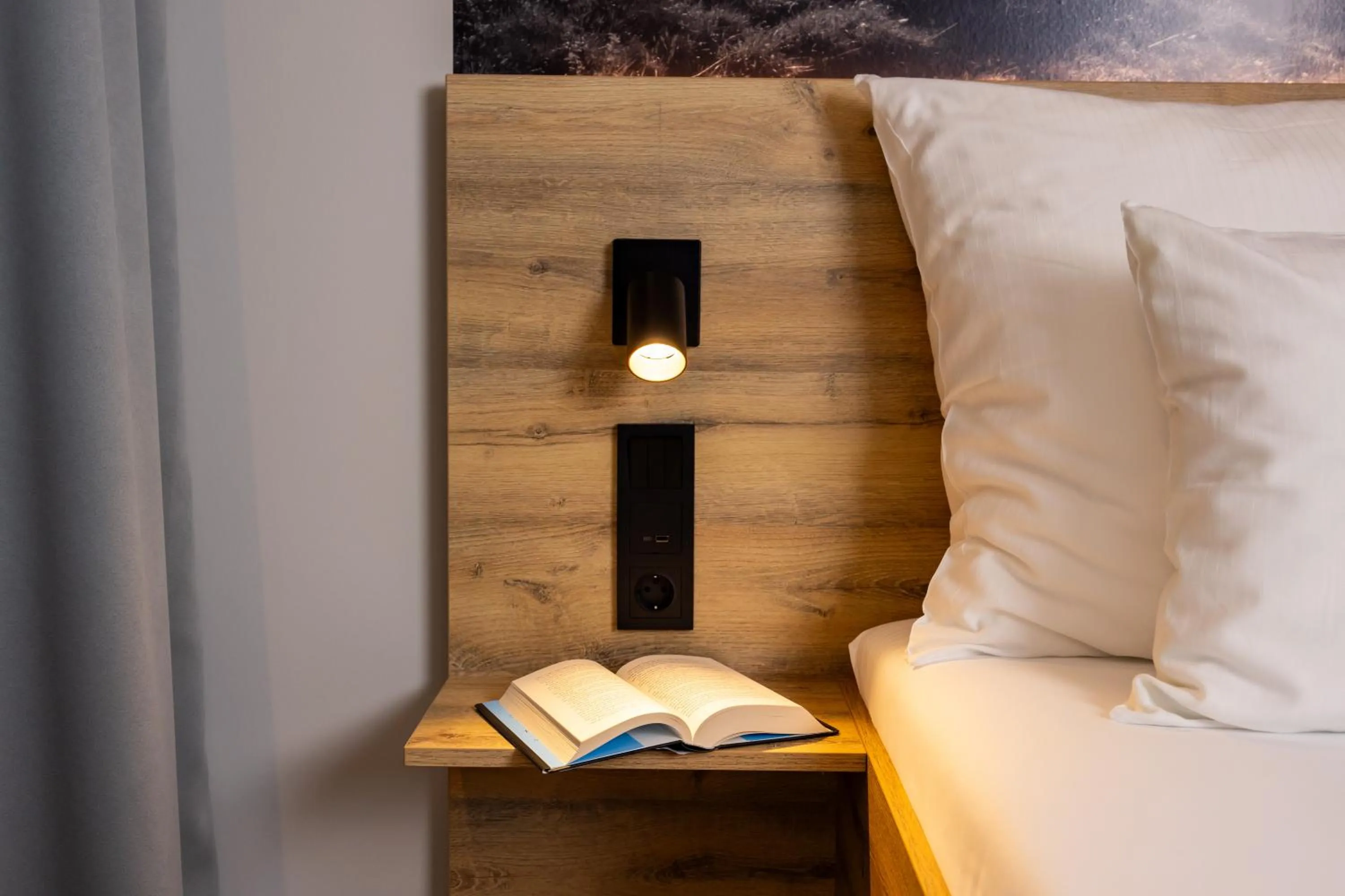 Photo of the whole room, Bed in Stryn House Hotel