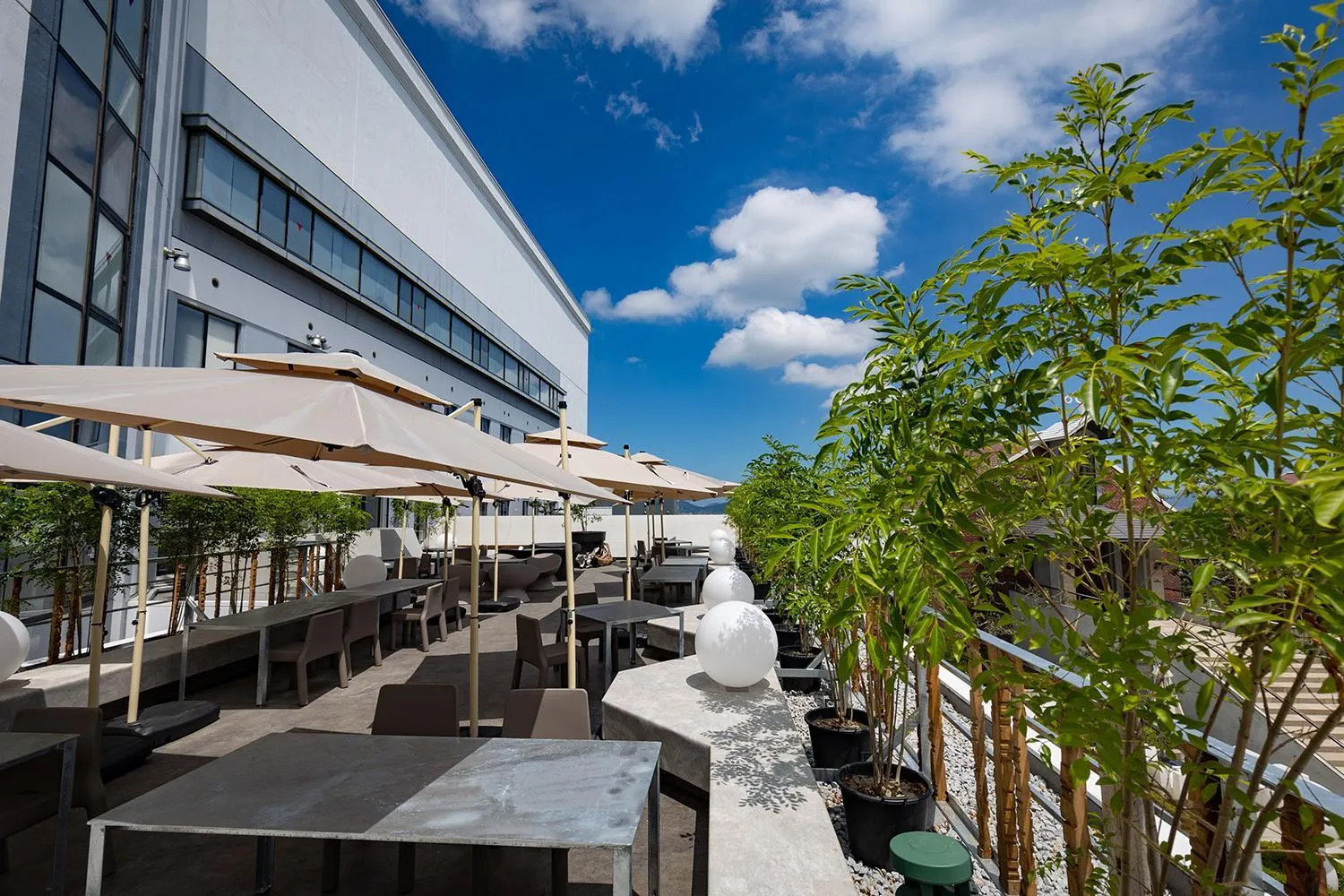 Area and facilities in THE CHELSEA BREATH