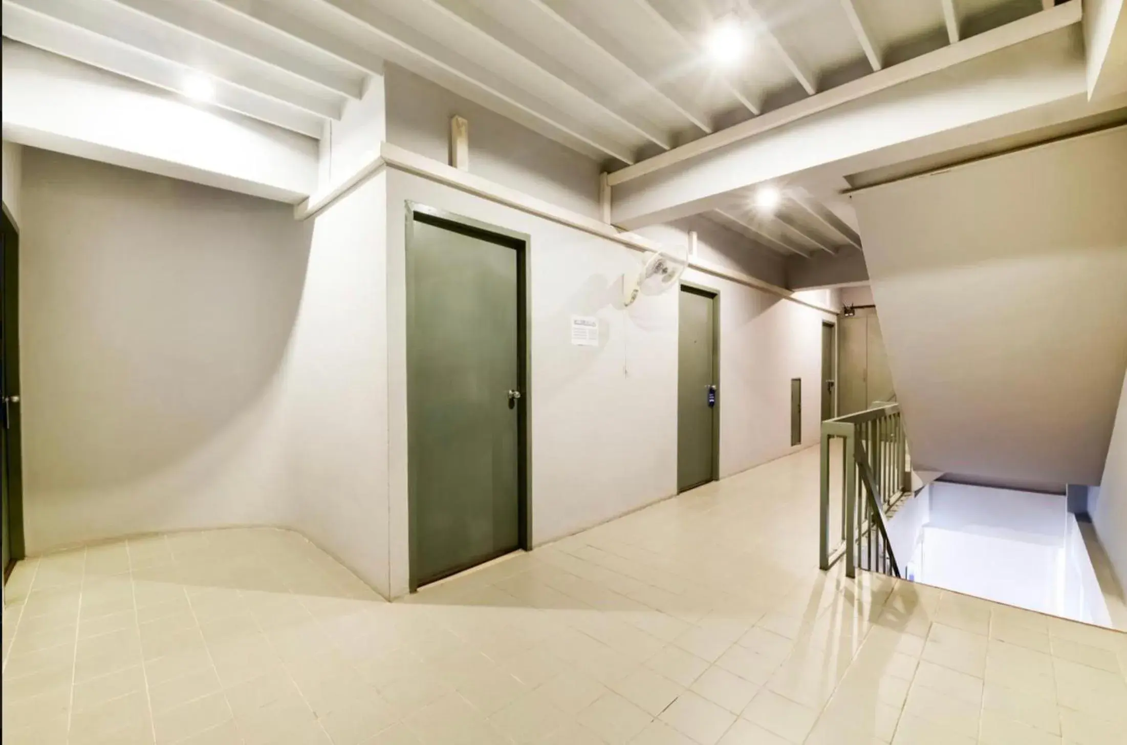 Property building, Bed in Sweet Pound Hotel Property building, Bed in Sweet Pound Hotel