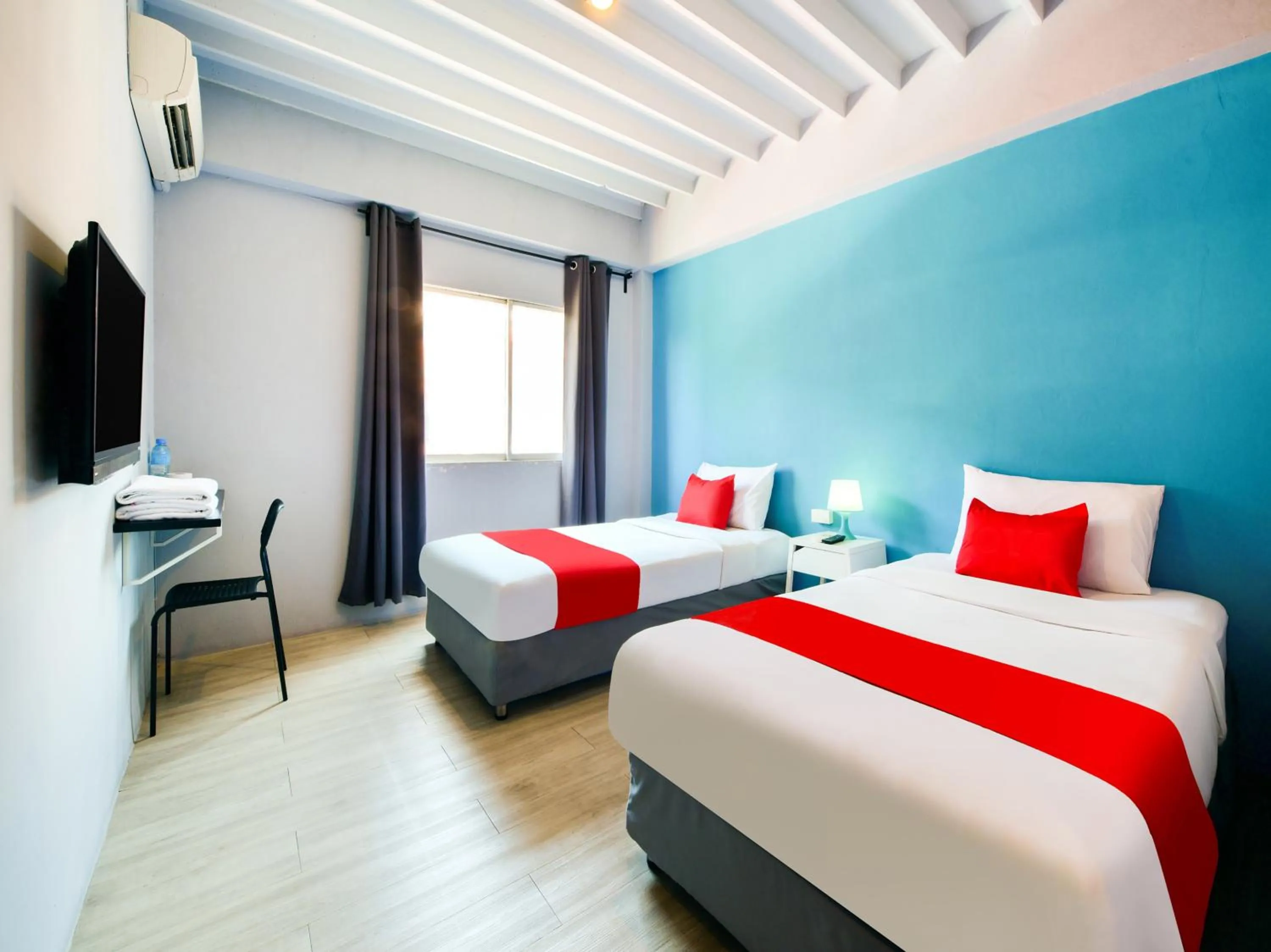 Bed in Sweet Pound Hotel