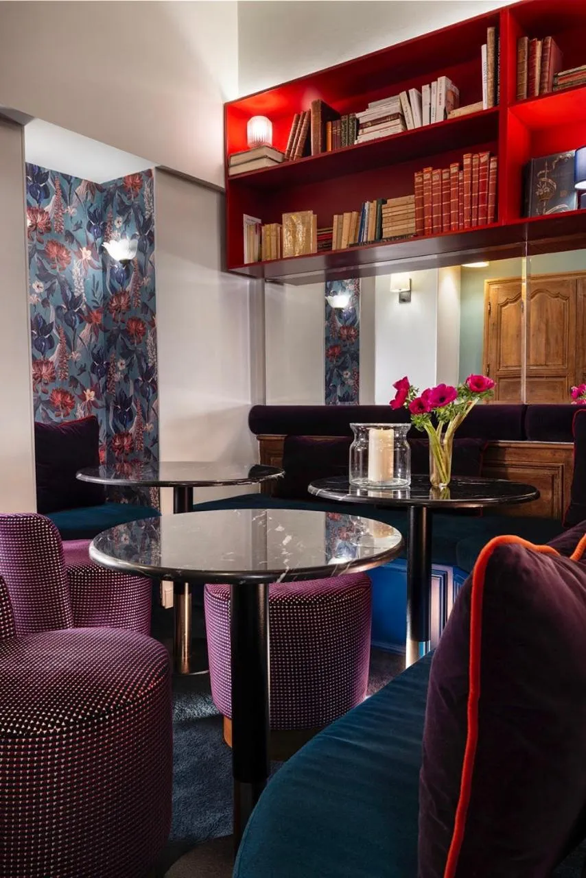 Living room in Hotel L de Lutece - Notre-Dame