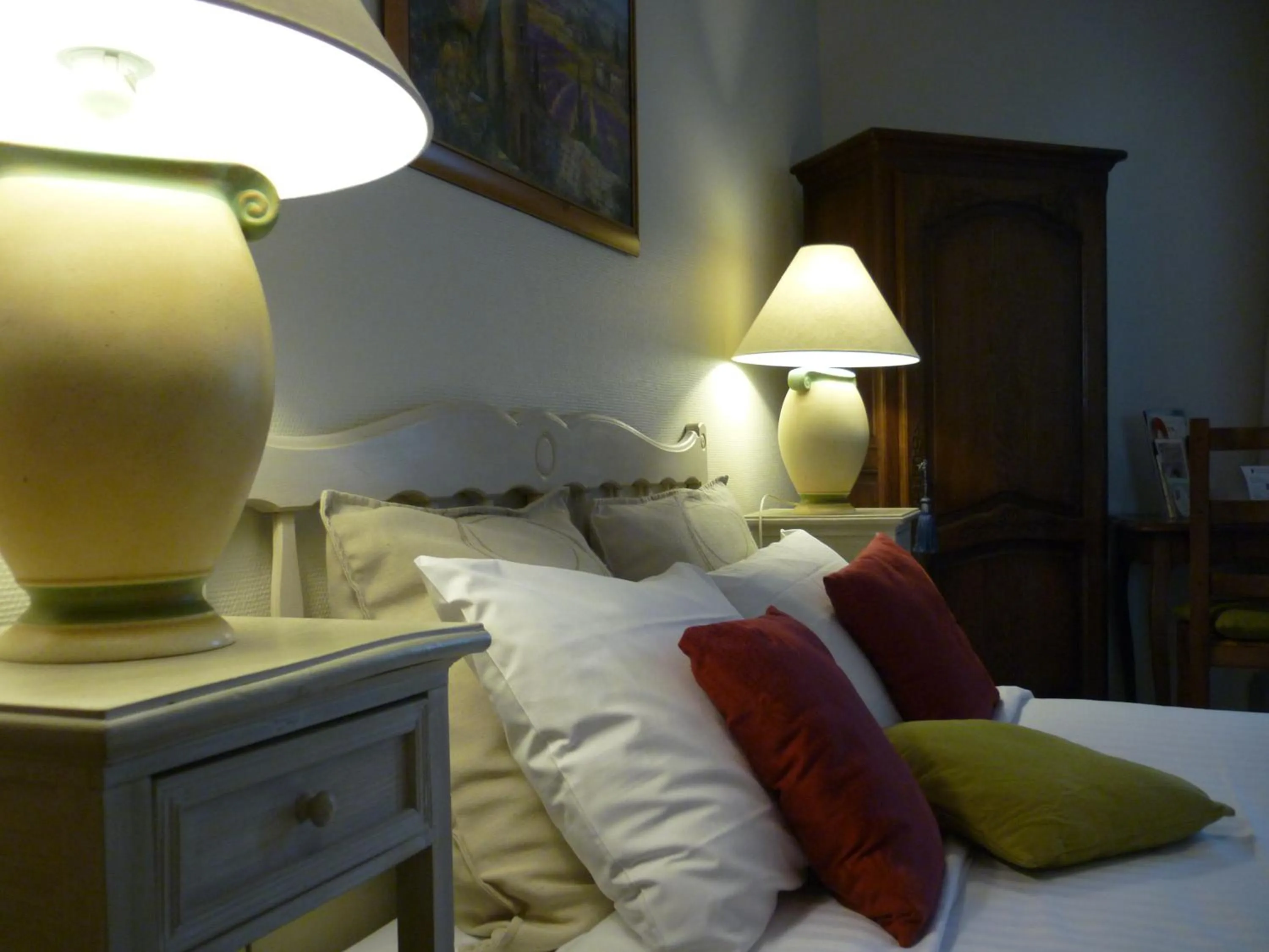 Decorative detail, Bed in The Originals Boutique, Hôtel Clos Sainte Marie, Nevers