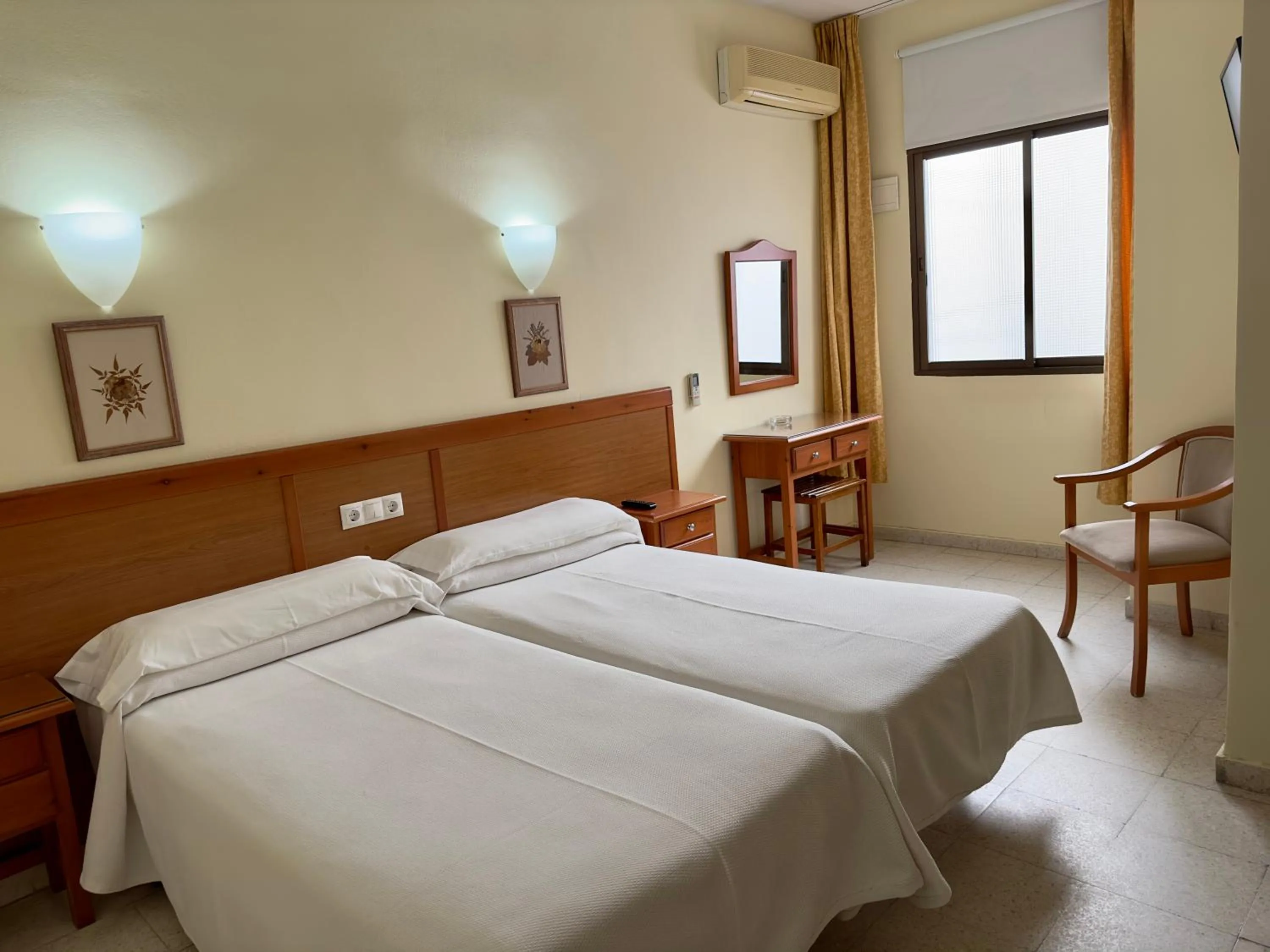 Bed in Hotel Cabello