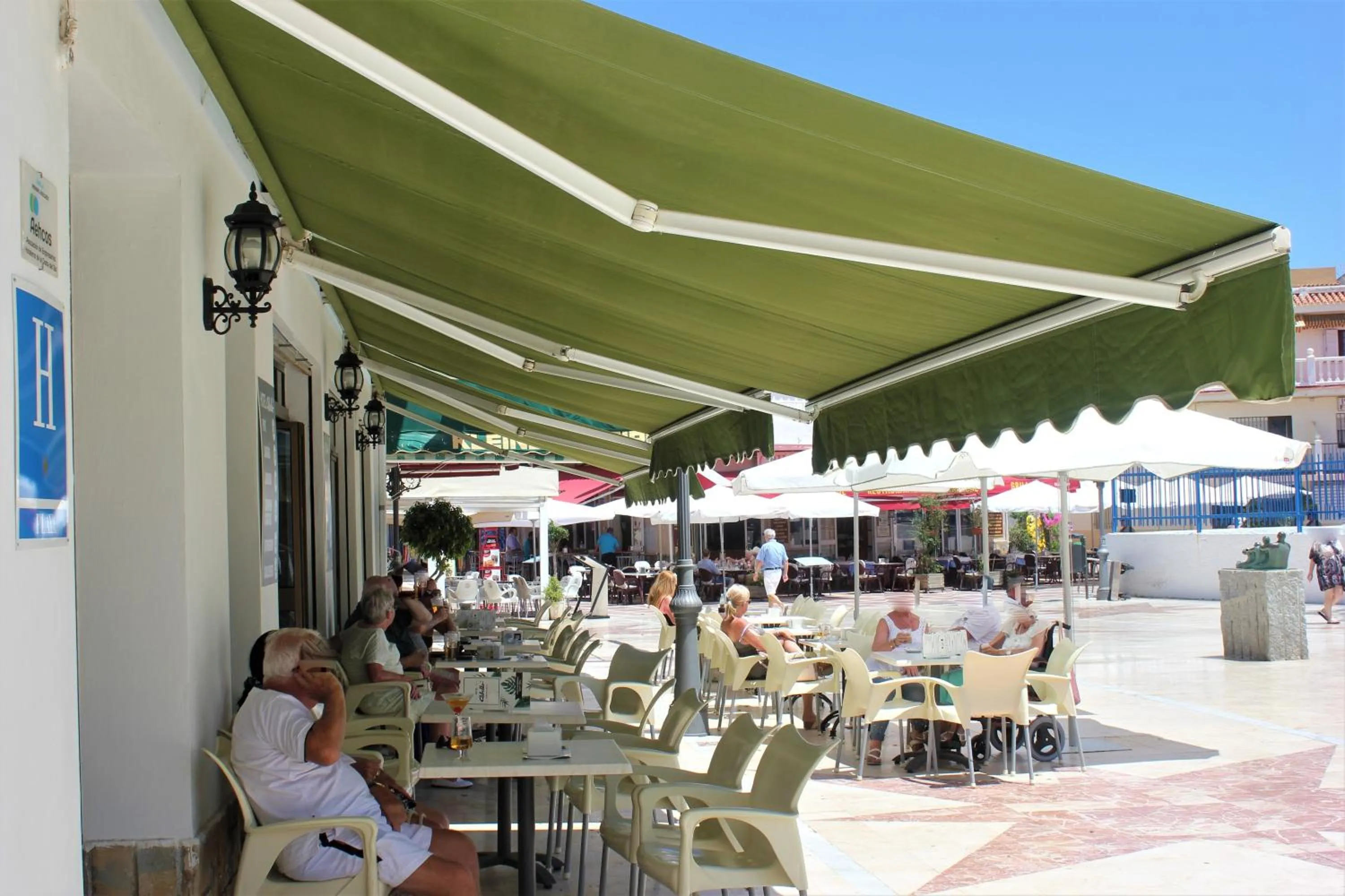 Lounge or bar in Hotel Cabello