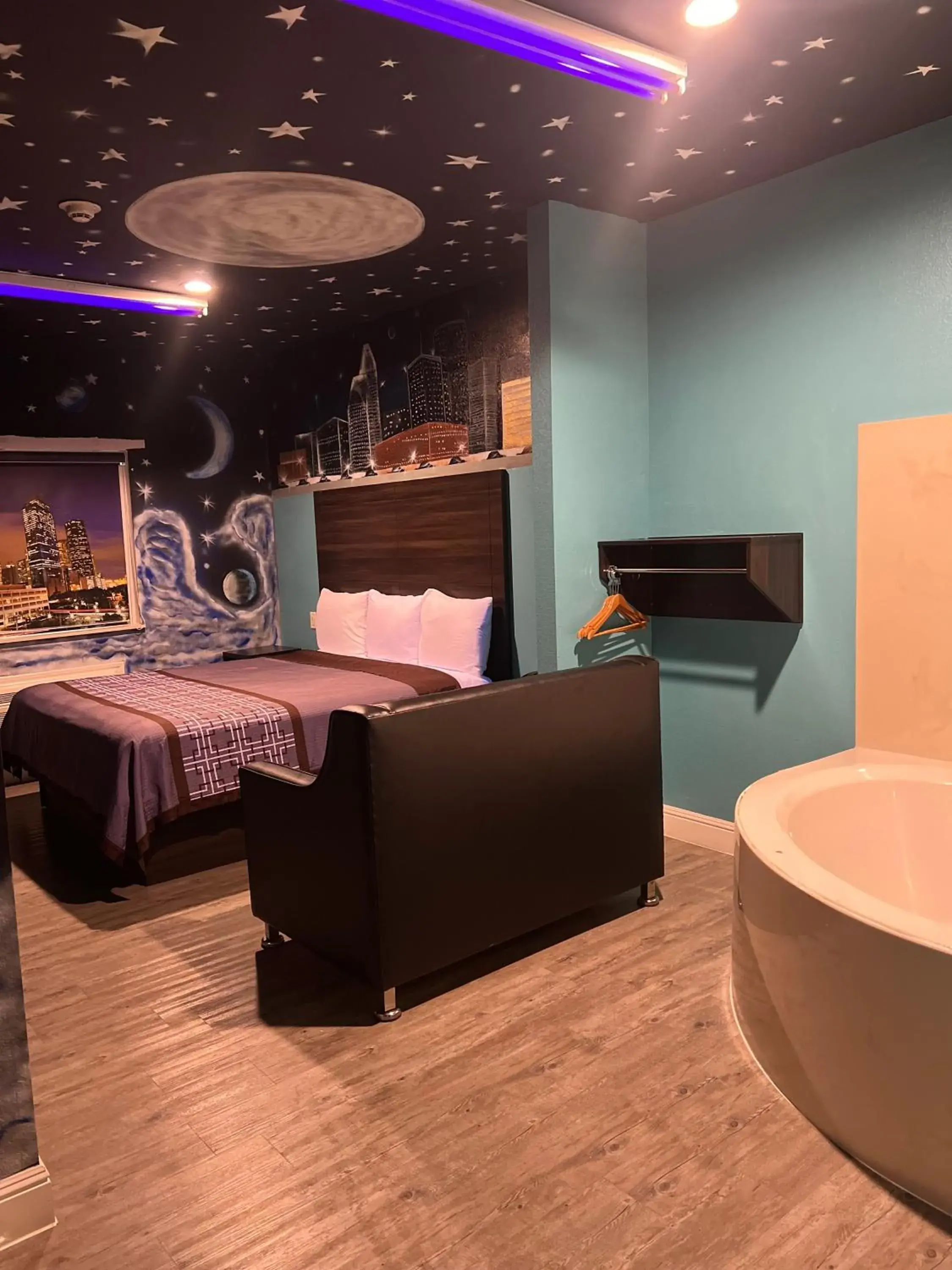 Bed in LOTUS INN Bed in LOTUS INN