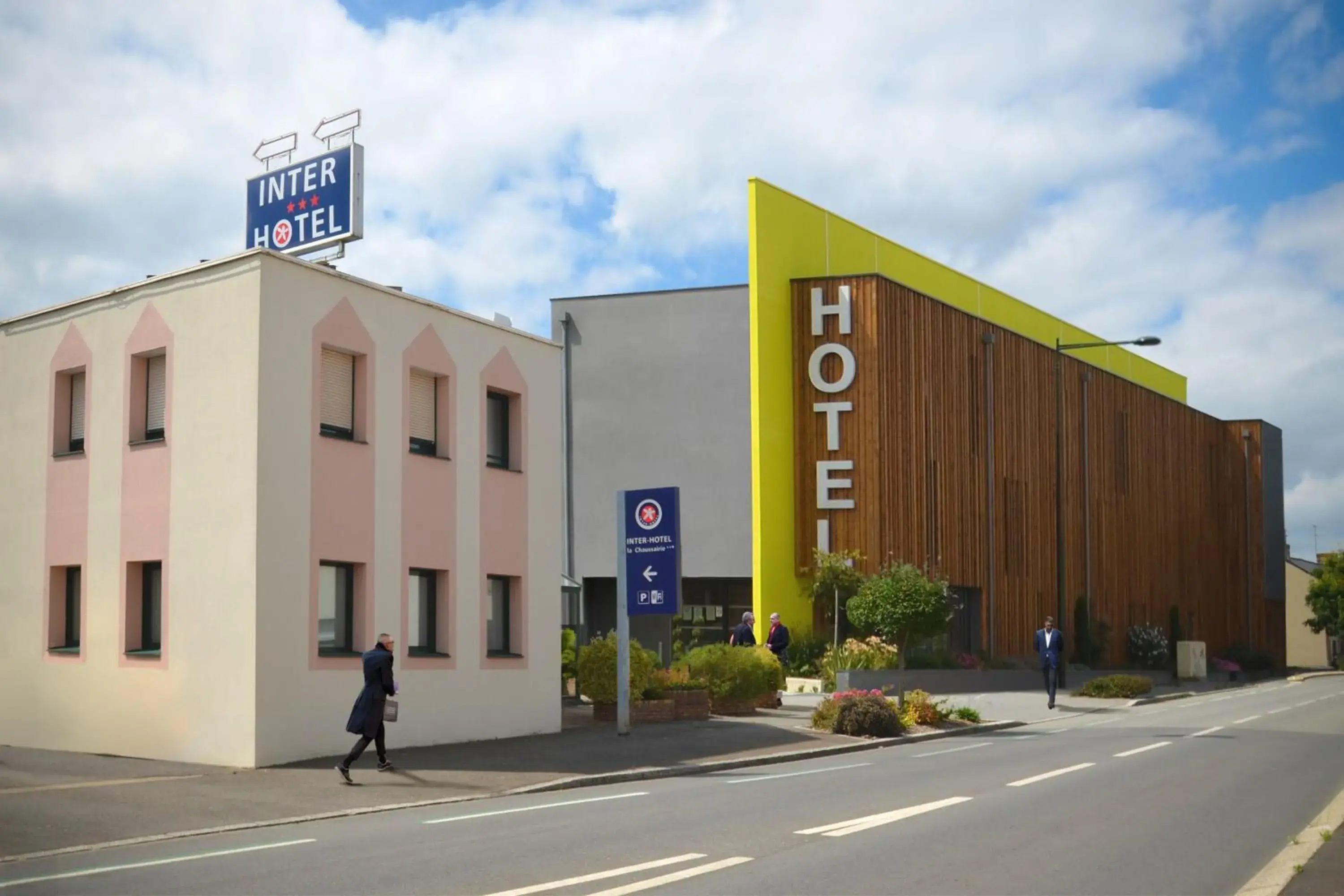 Facade/entrance in The Originals Boutique, Hôtel La Chaussairie, Rennes Sud Facade/entrance in The Originals Boutique, Hôtel La Chaussairie, Rennes Sud