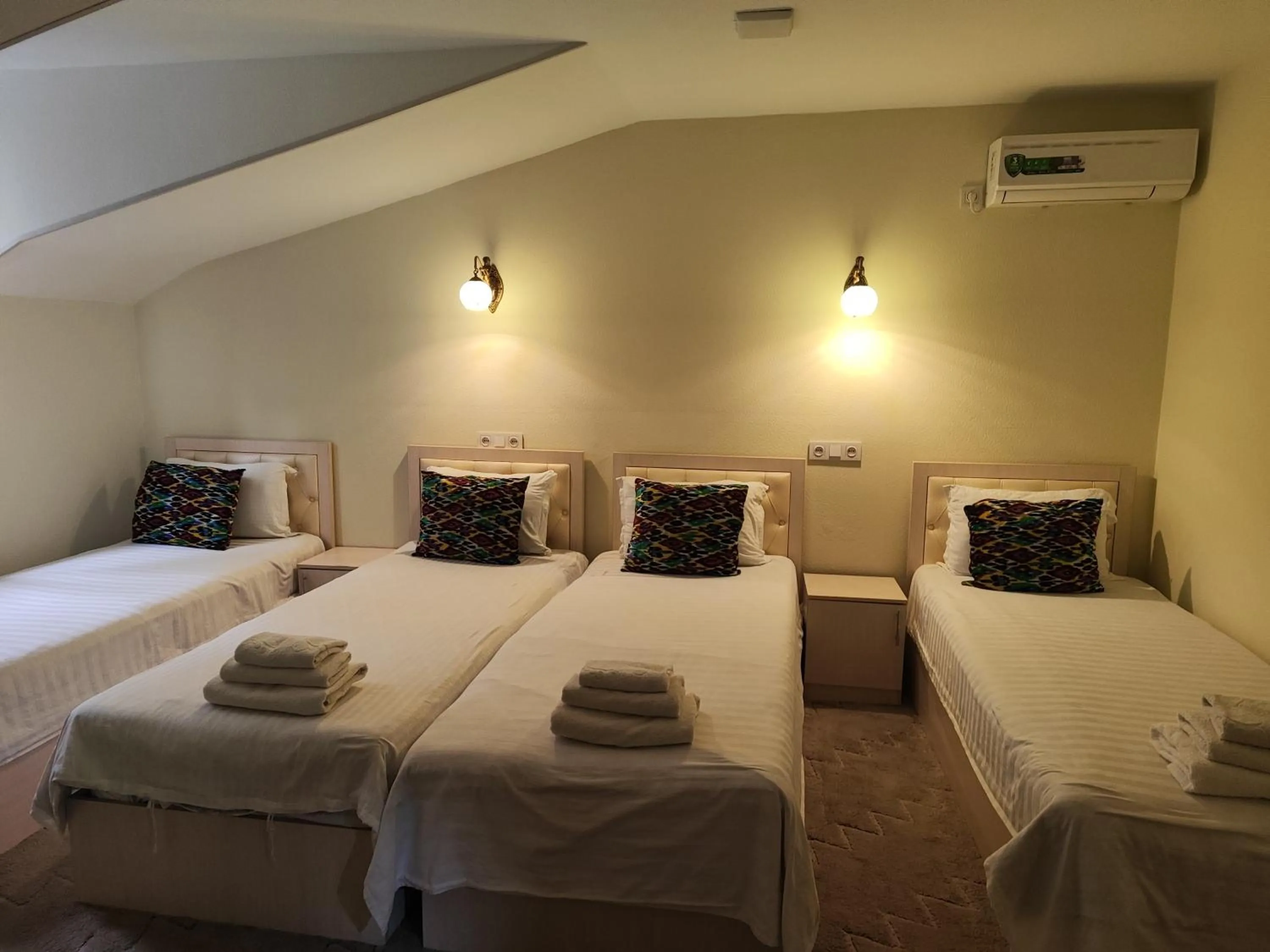 Bed in Hotel Suzani Samarkand