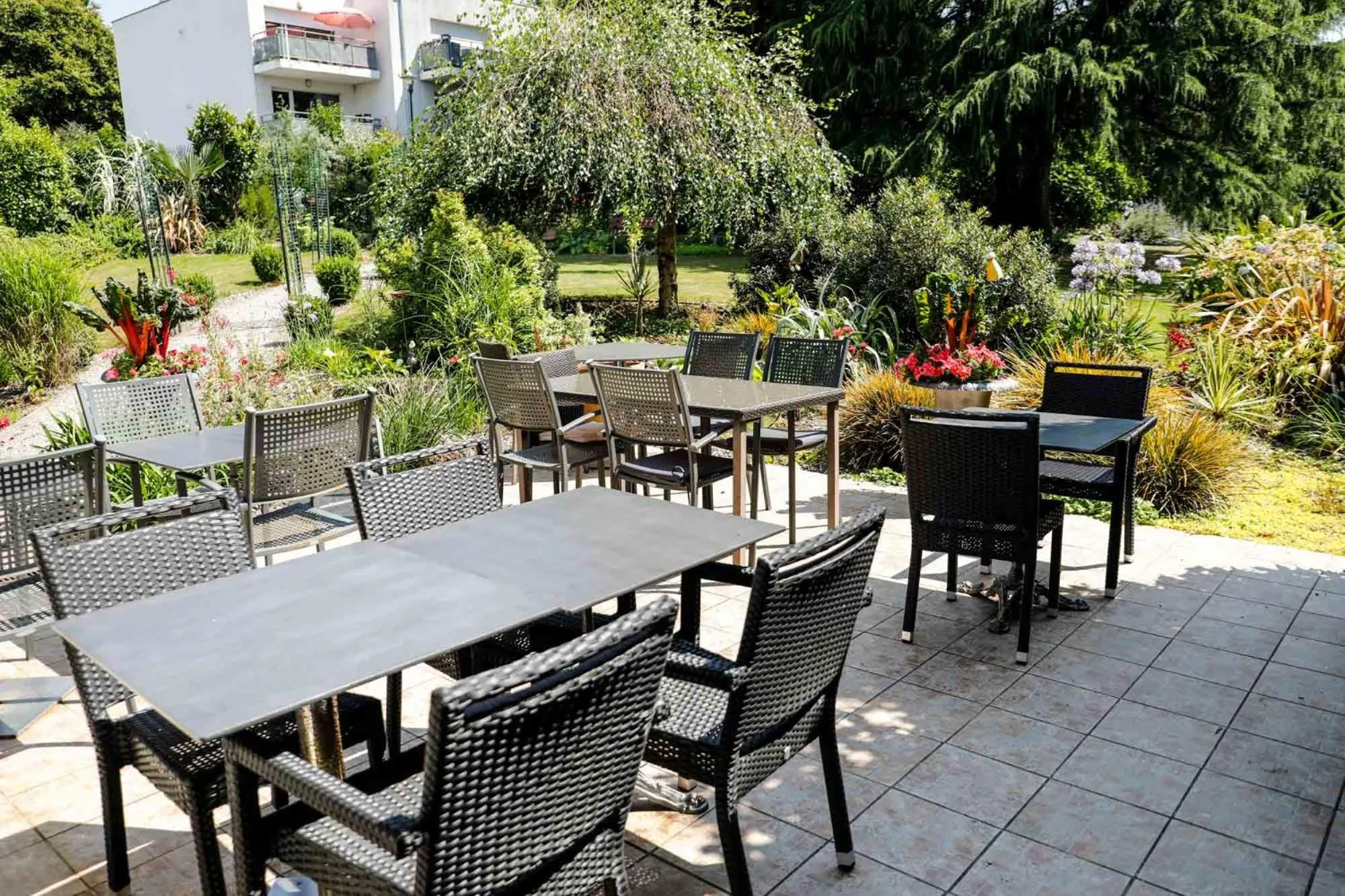 Dining area in Hotel Le Branhoc - Brit Hotel Auray