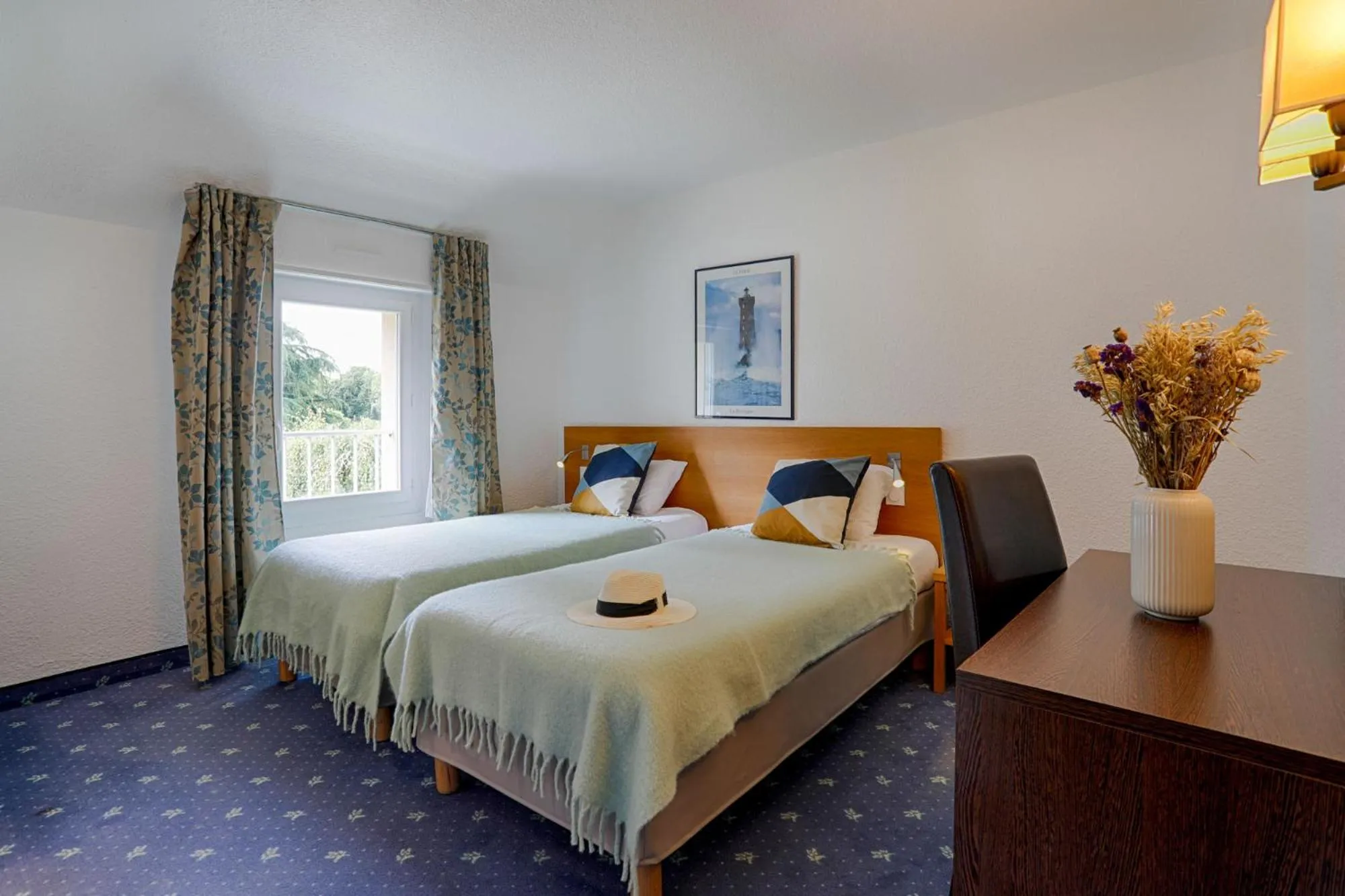 Photo of the whole room, Bed in Hotel Le Branhoc - Brit Hotel Auray