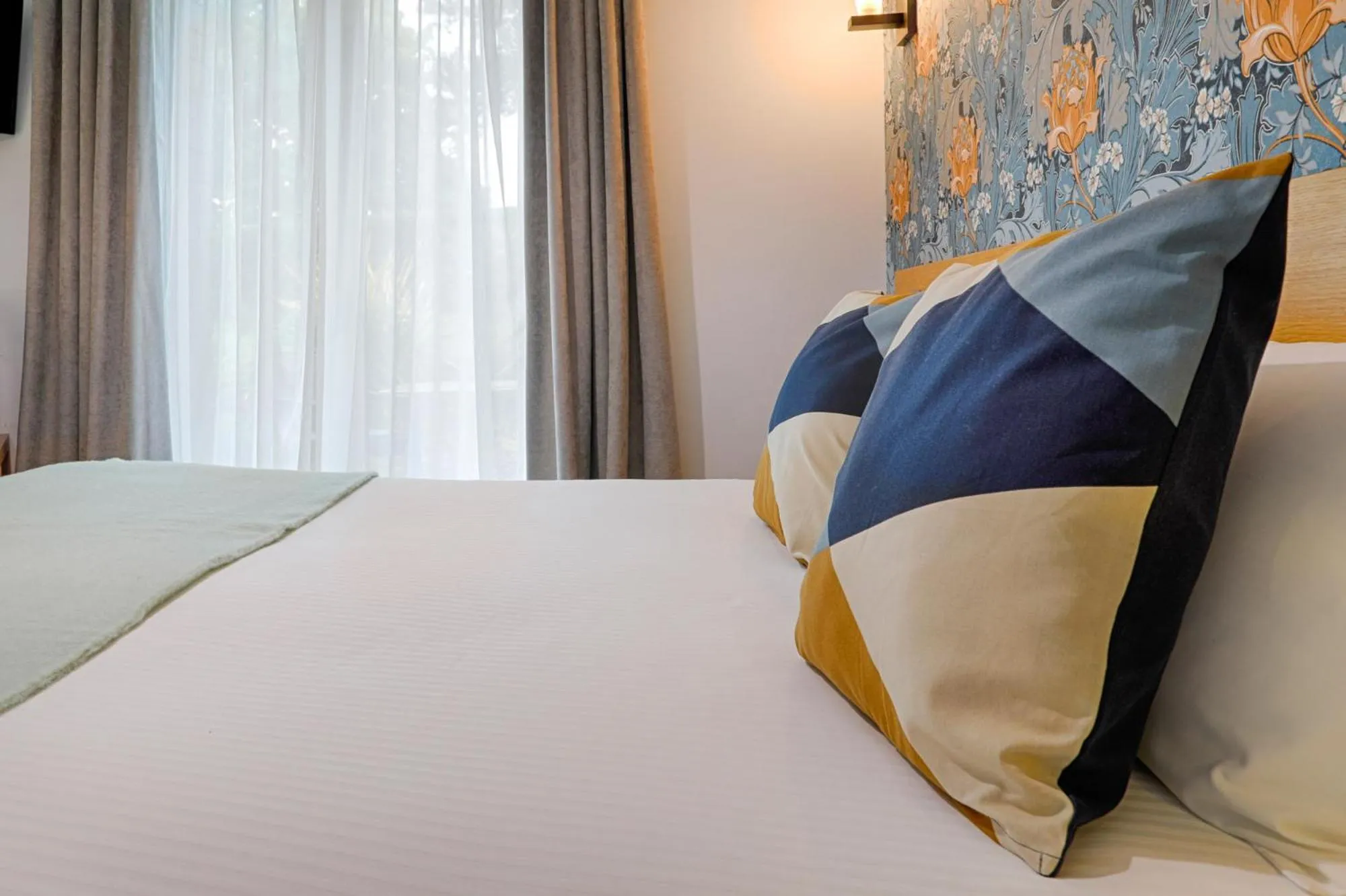 Bed in Hotel Le Branhoc - Brit Hotel Auray