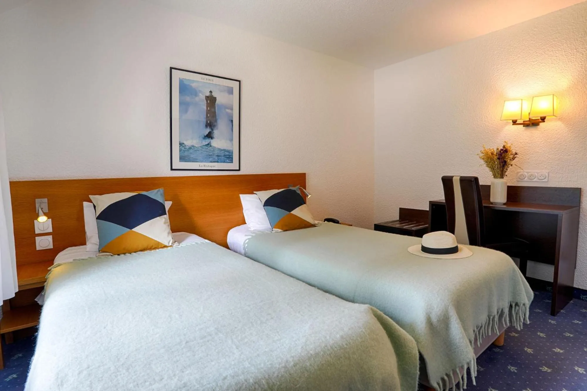 Bed in Hotel Le Branhoc - Brit Hotel Auray