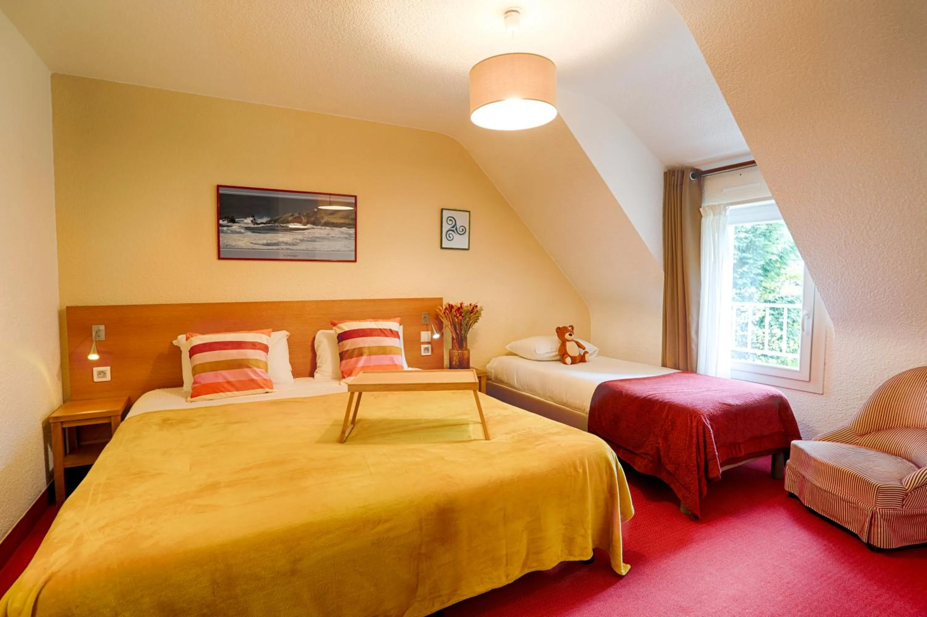 Photo of the whole room, Bed in Hotel Le Branhoc - Brit Hotel Auray
