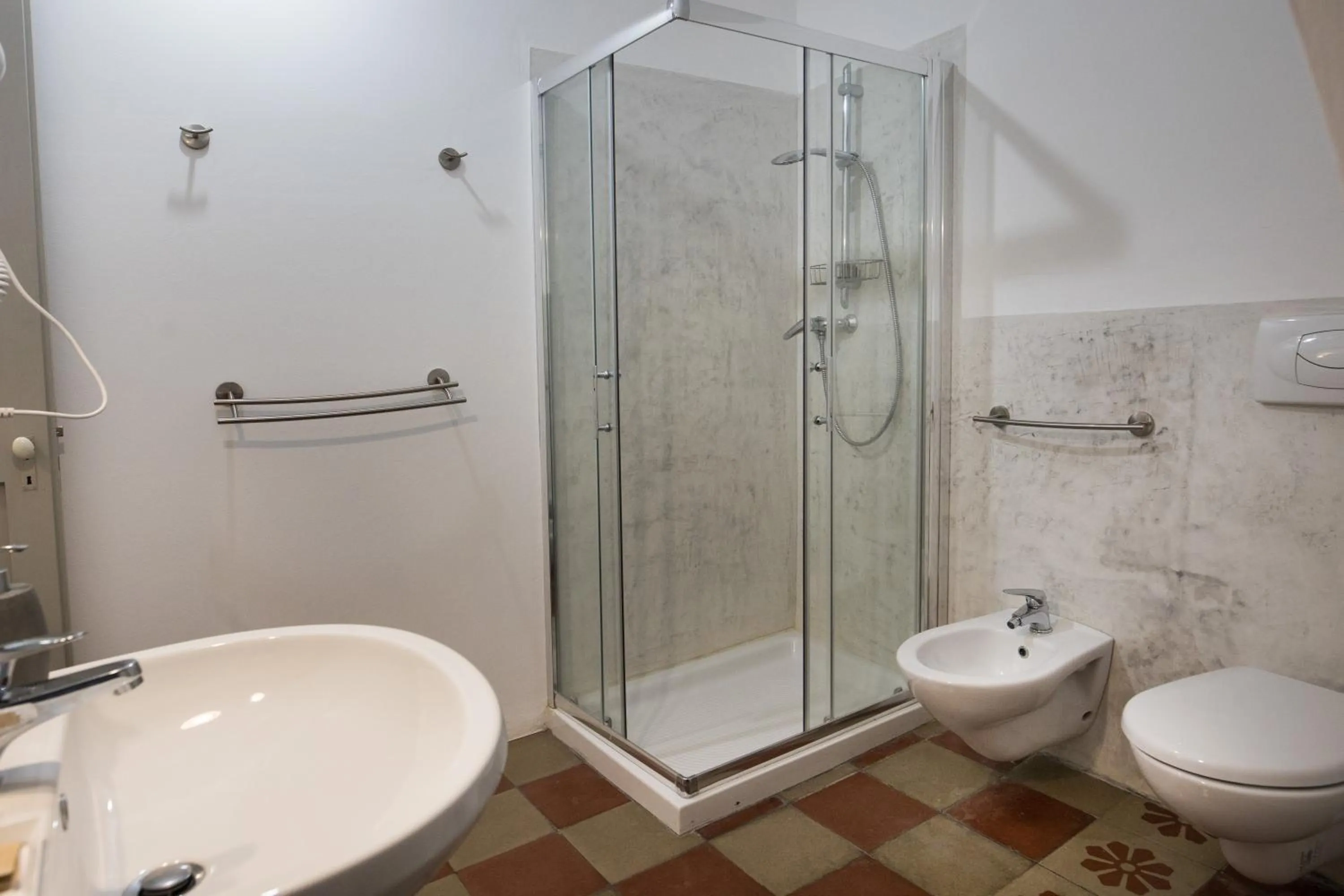 Bathroom in Le Finestre Su Porta Carrese - Luxury Rooms