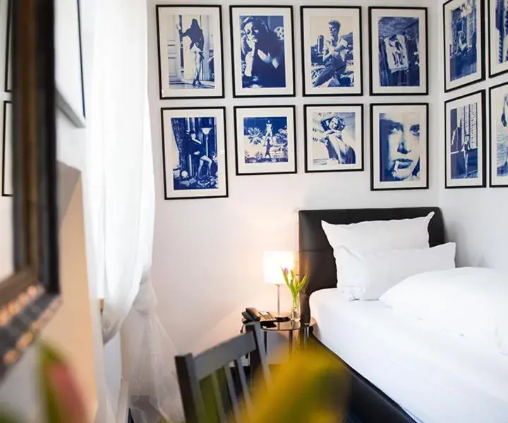 Single Room with Shower - single occupancy in Hotel Ritzi Single Room with Shower - single occupancy in Hotel Ritzi