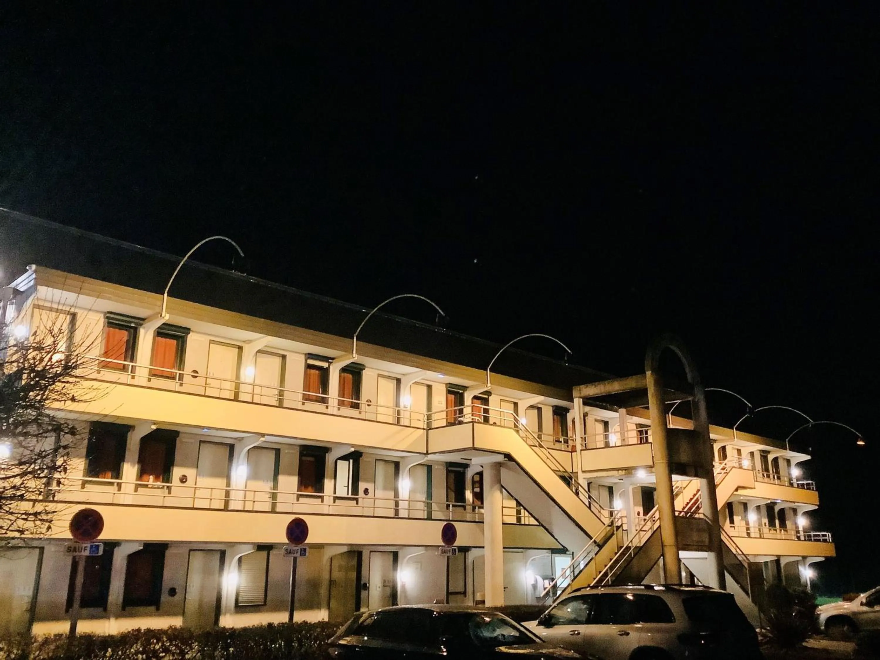 Property building in Première Classe Chateauroux - Saint Maur