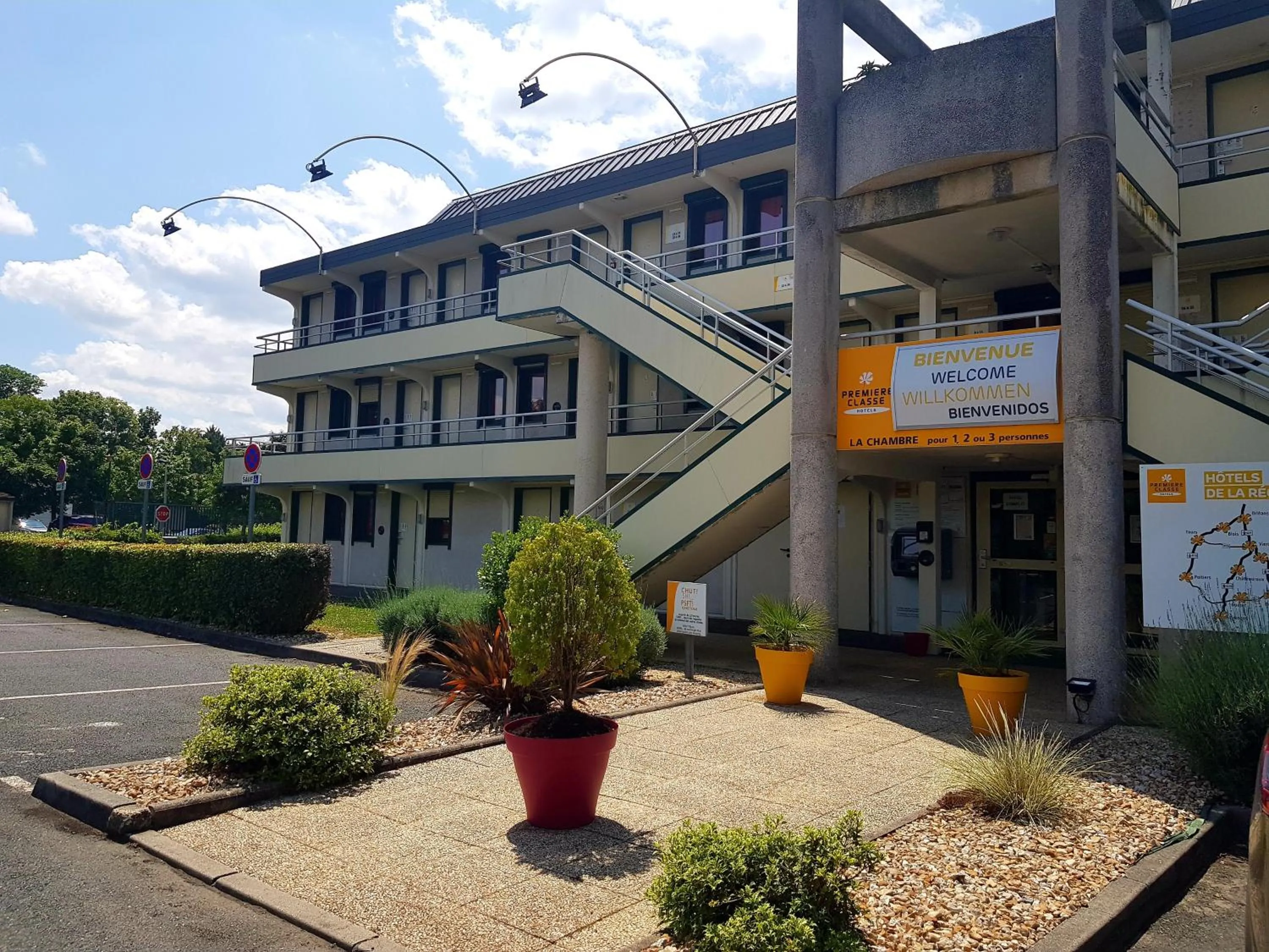 Property building in Première Classe Chateauroux - Saint Maur