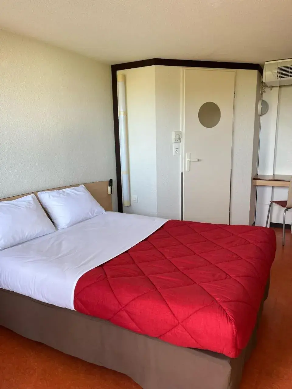 Double Room in Première Classe Chateauroux - Saint Maur Double Room in Première Classe Chateauroux - Saint Maur