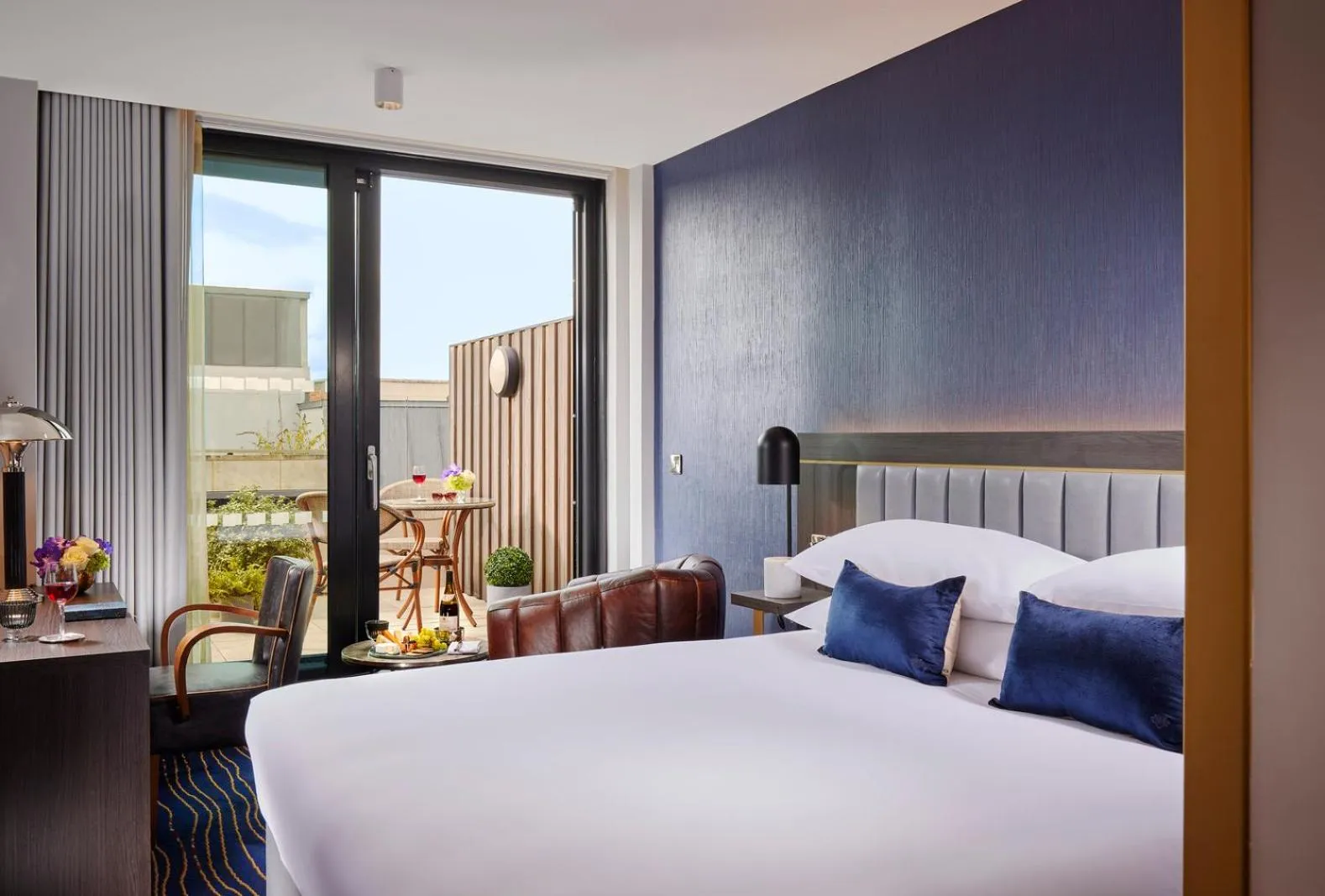 Bed in The Grafton Hotel