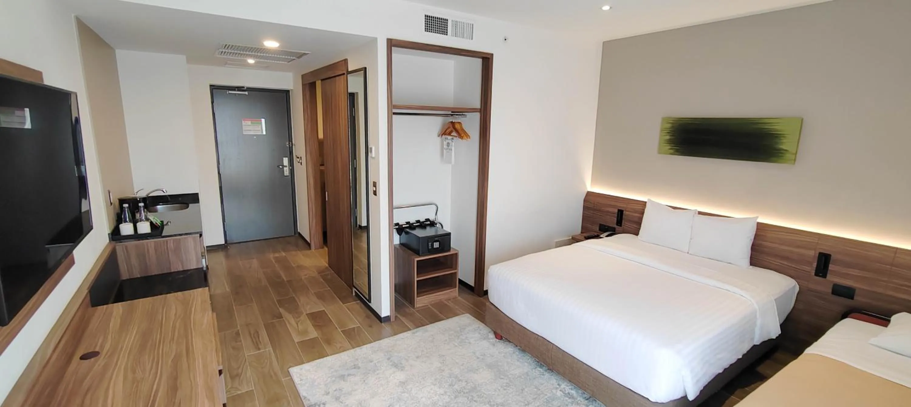 Photo of the whole room, Bed in FUJITAYA Querétaro