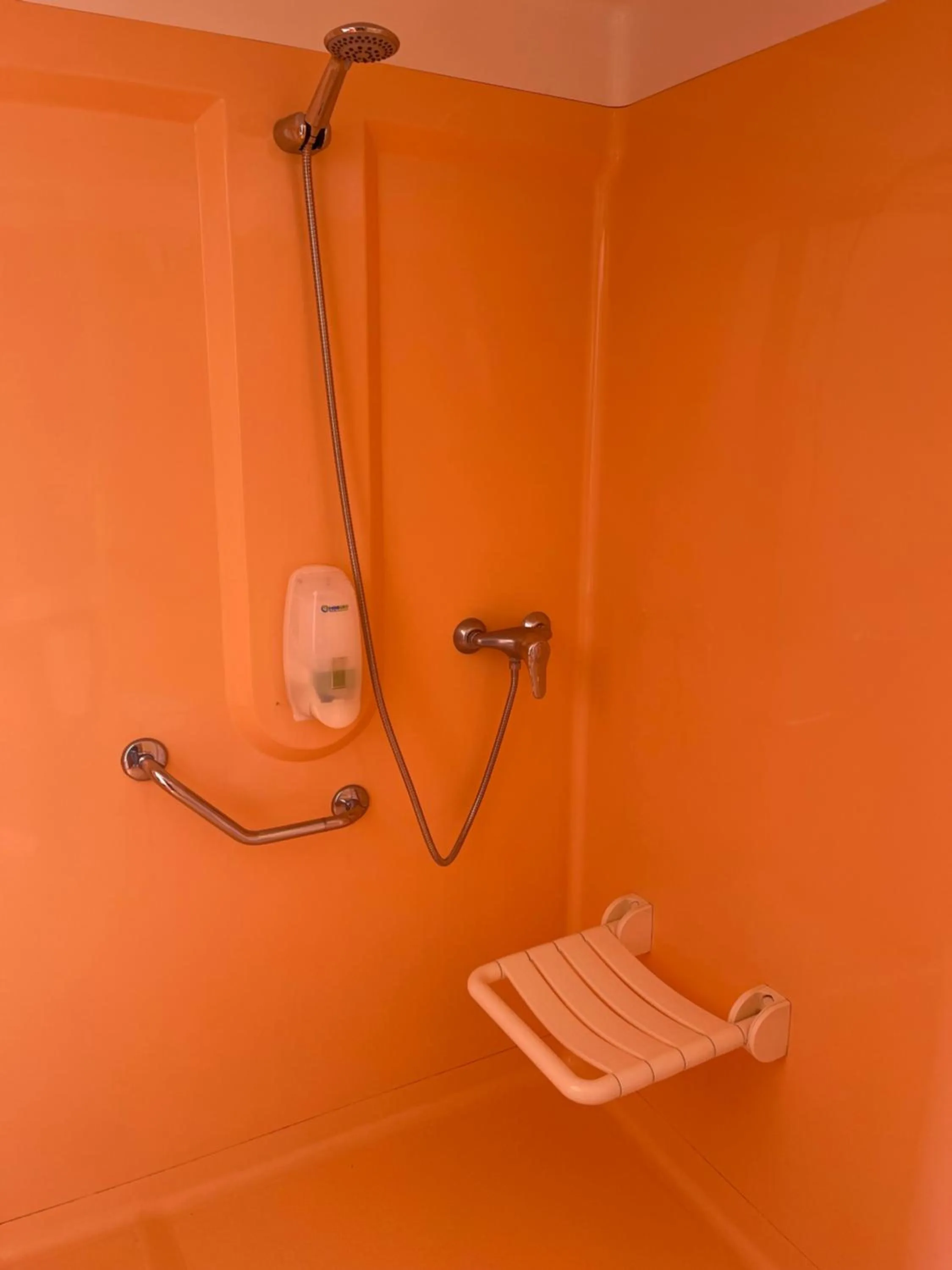 Bathroom in Premiere Classe Amiens Est - Glisy