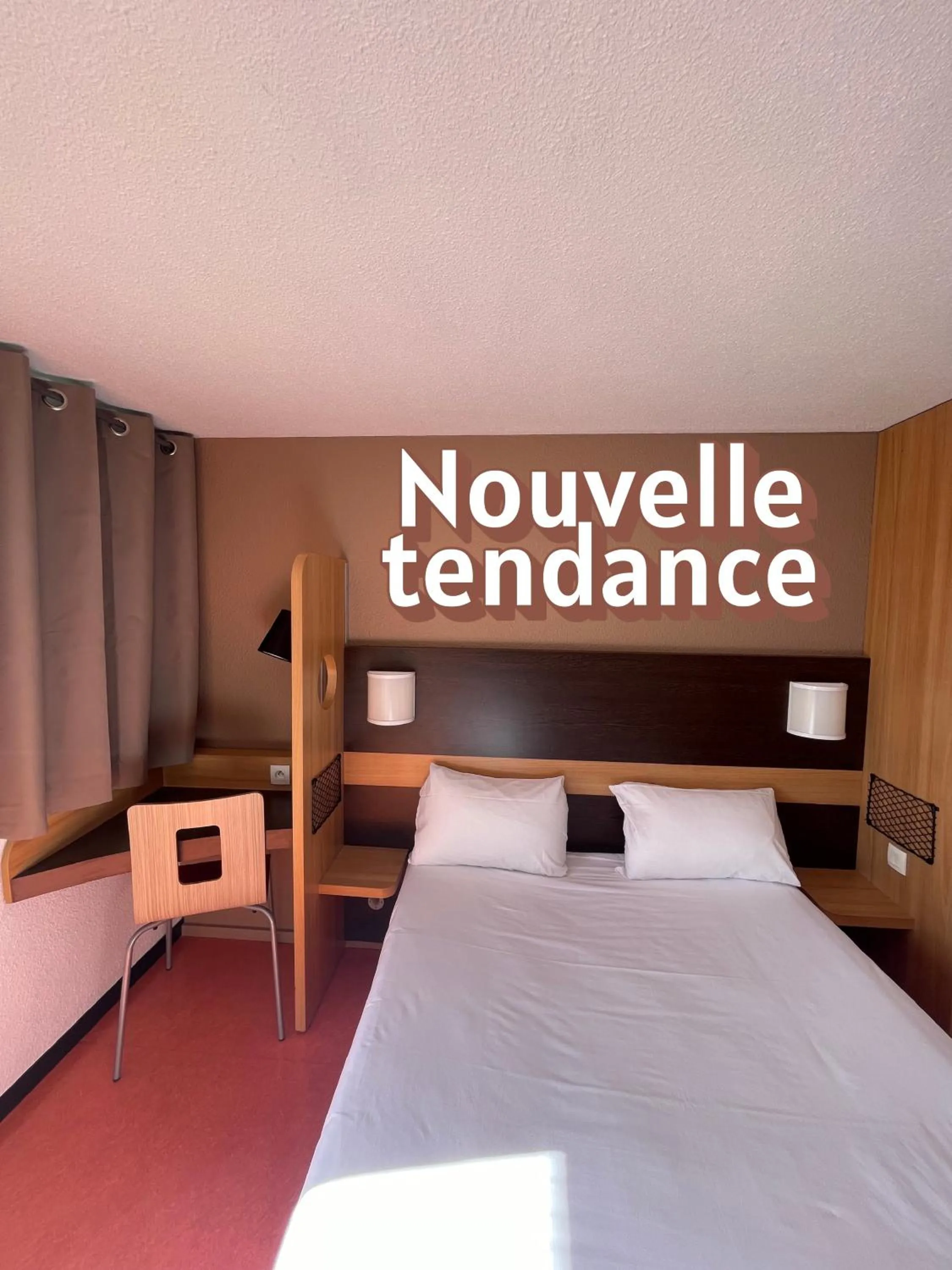 Bedroom, Bed in Premiere Classe Amiens Est - Glisy