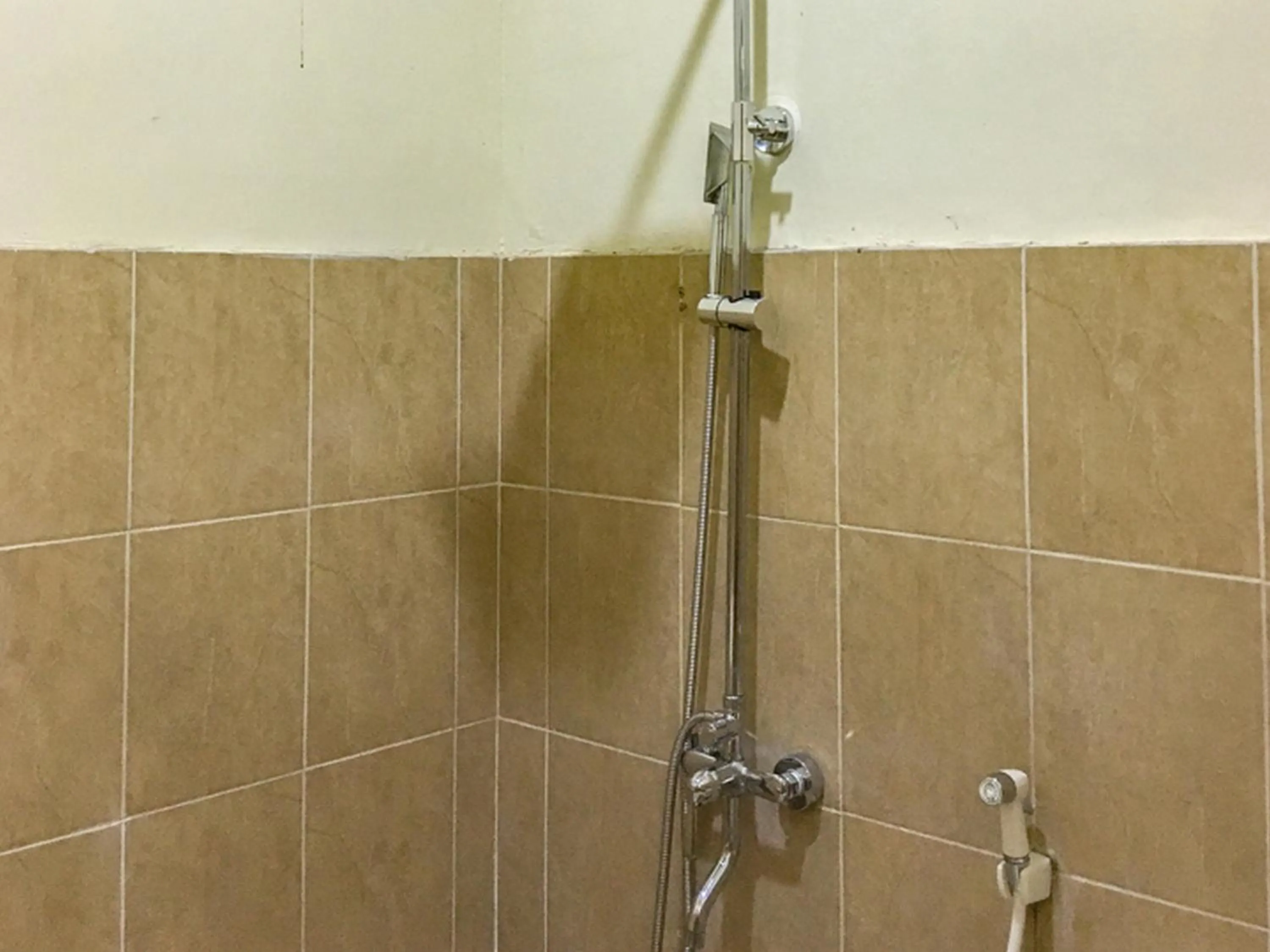 SMESA Edotel Syariah Surabaya Mitra RedDoorz