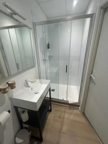 Hôtel & Restaurant Le Patio VICHY