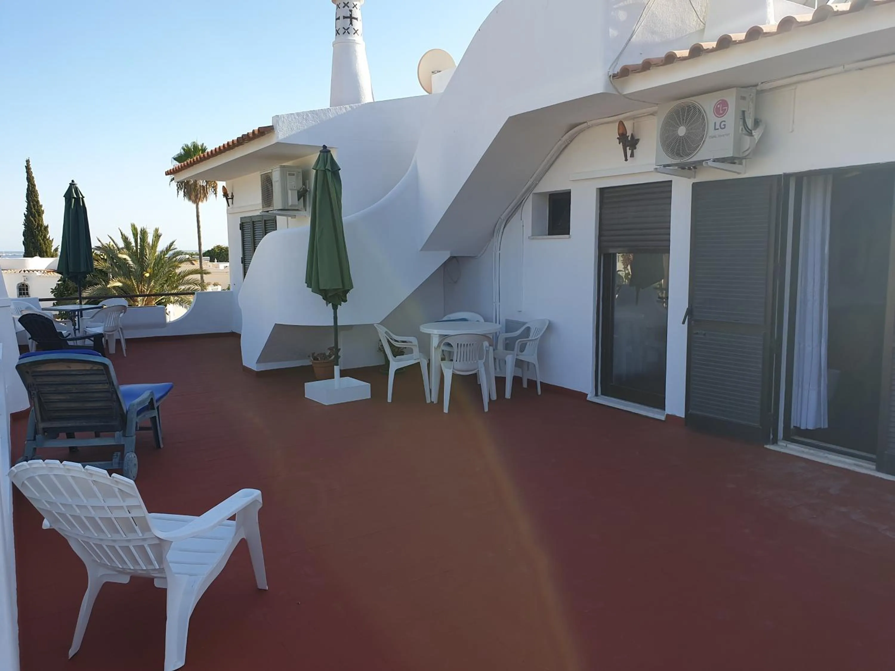 OceanOasis Residences Suites