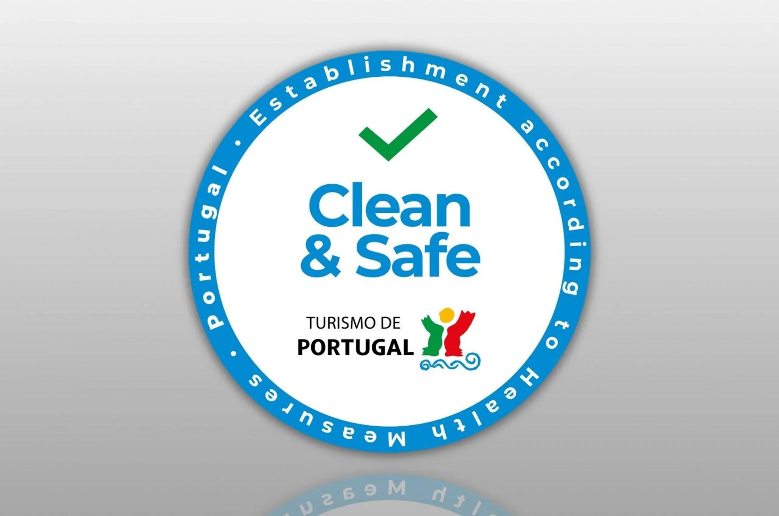 Logo/Certificate/Sign in Lam Hotel Villa Aljustrel