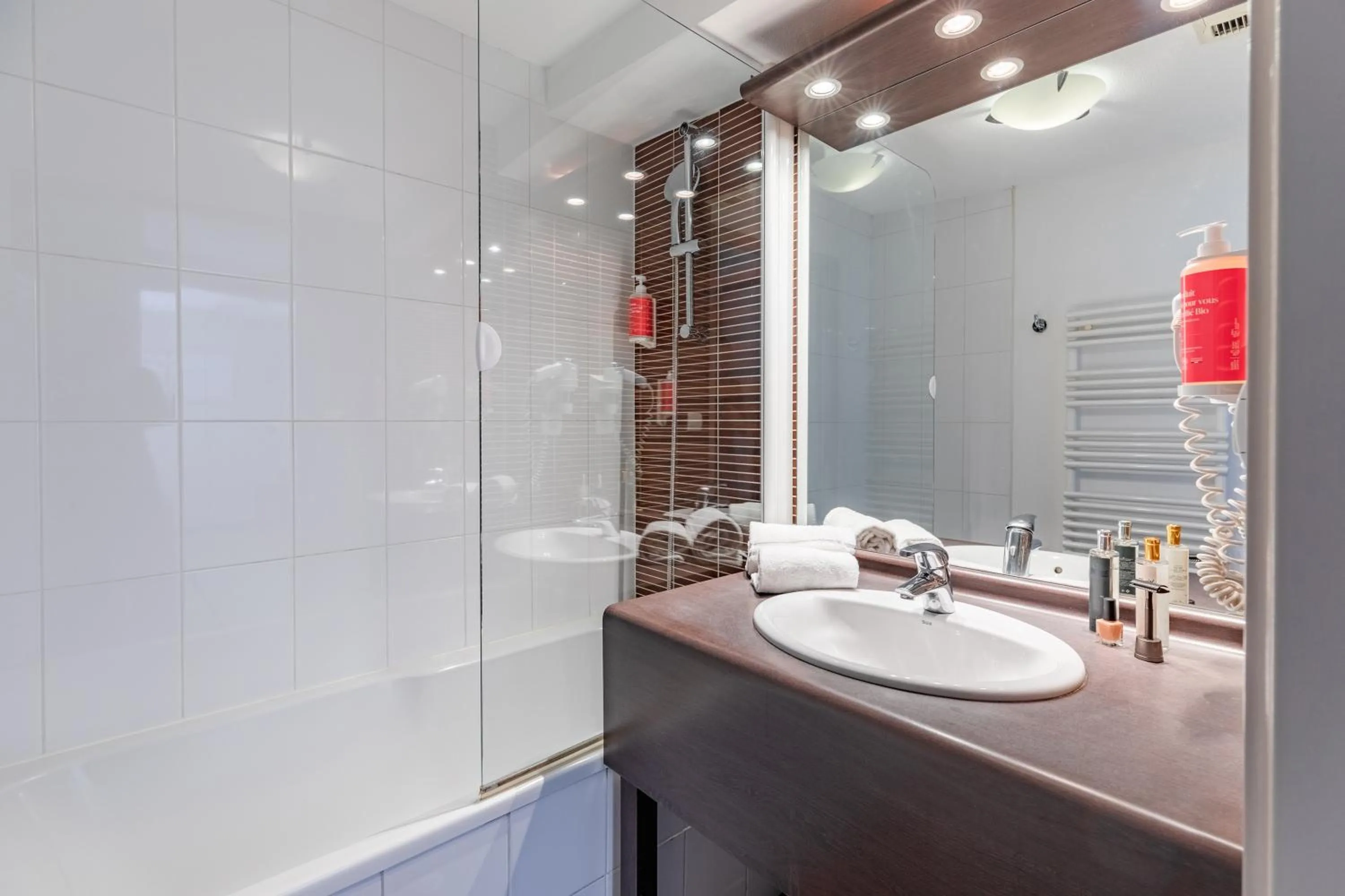 Bathroom in Appart’City Confort Nantes Ouest Saint-Herblain