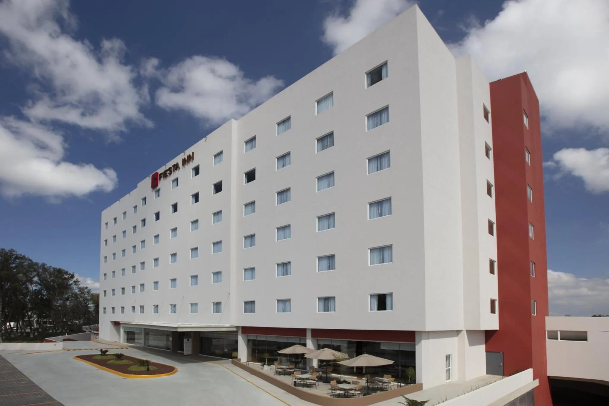 Property building in Fiesta Inn Guadalajara Periferico Poniente