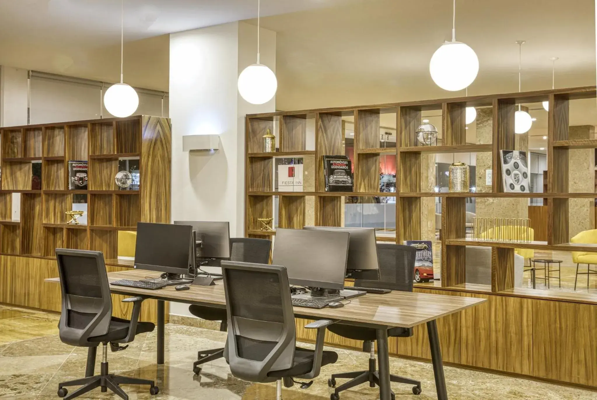 Living room in Fiesta Inn Guadalajara Periferico Poniente Living room in Fiesta Inn Guadalajara Periferico Poniente