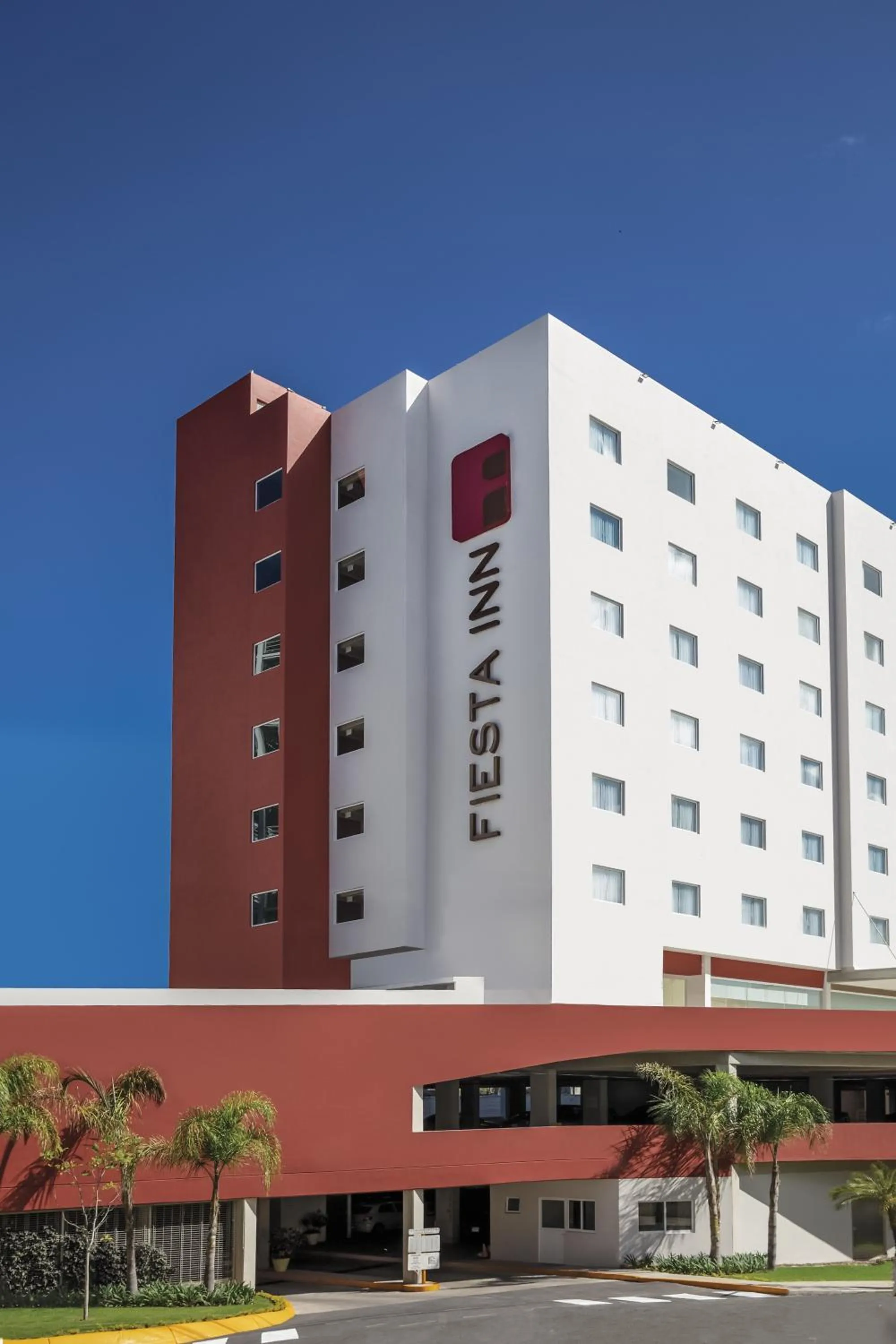 Property building in Fiesta Inn Guadalajara Periferico Poniente