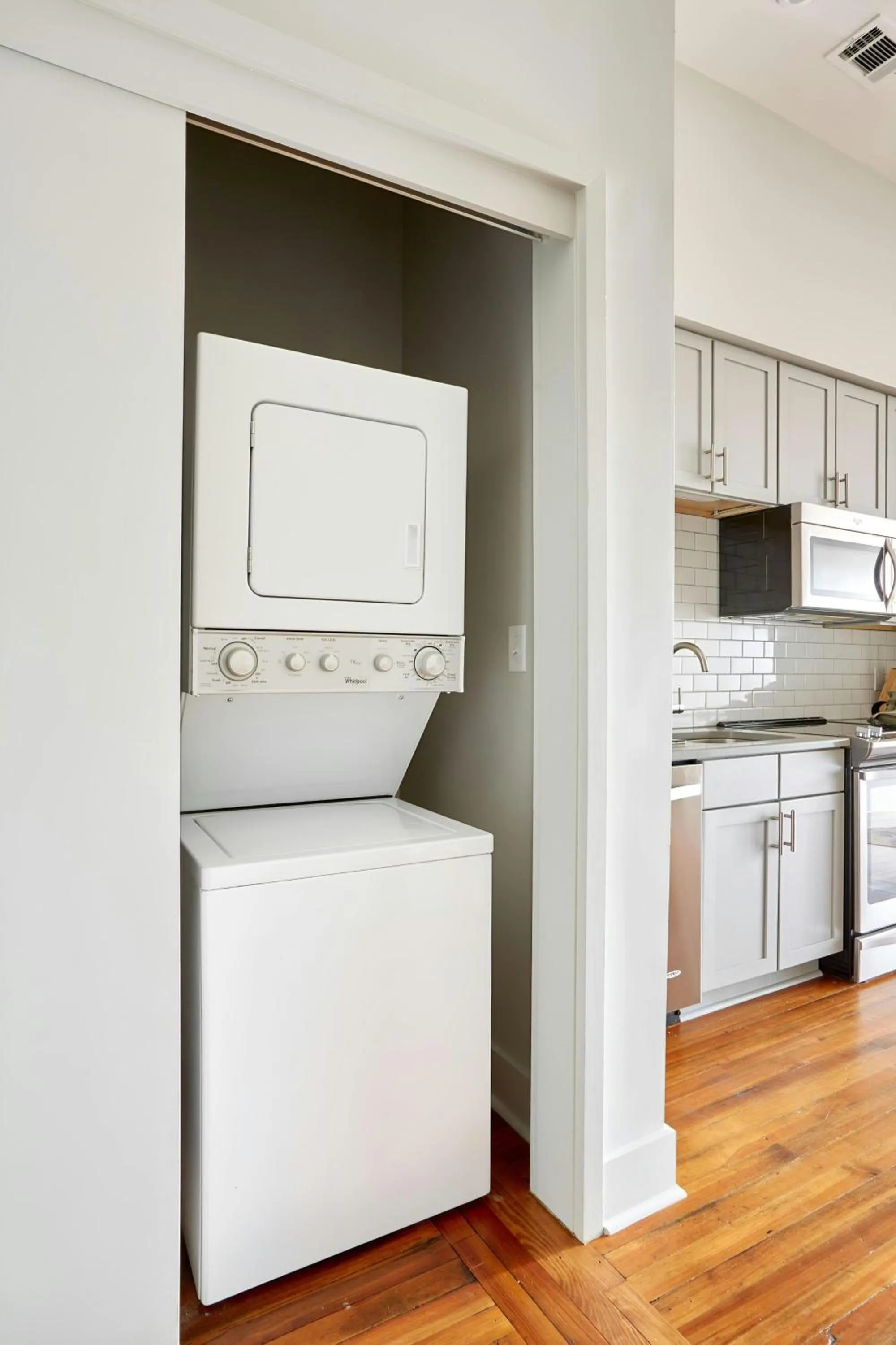 Photo of the whole room in Sonder by Marriott Bonvoy The Drayton Apartments Historic District