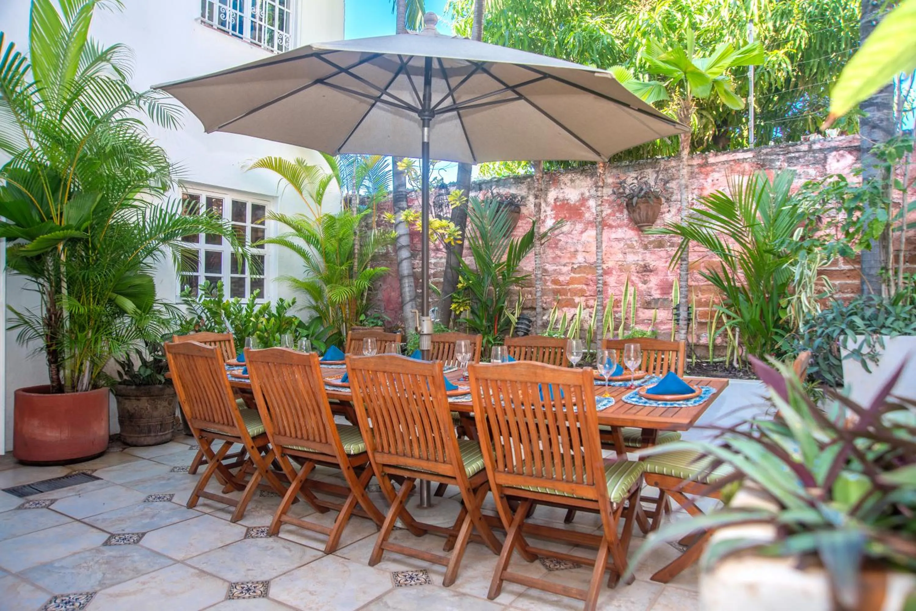 Casa Romance Escondido