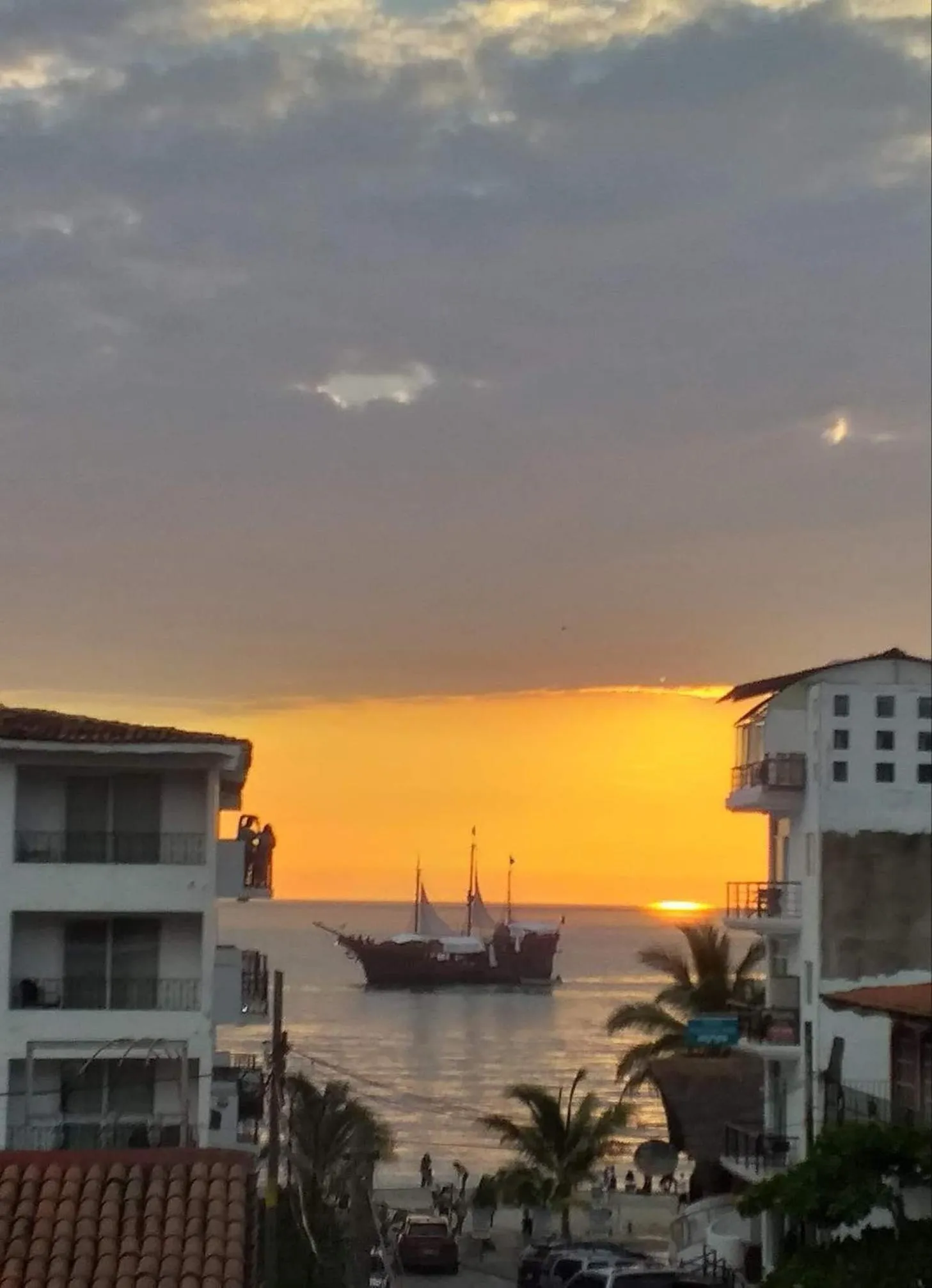 Property building in Casa Romance Escondido