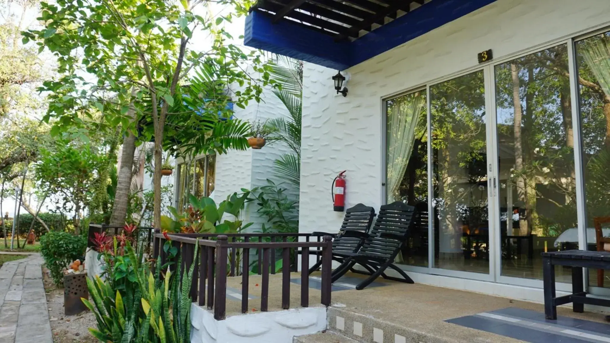 Property building in Kalamona Seaview Property building in Kalamona Seaview