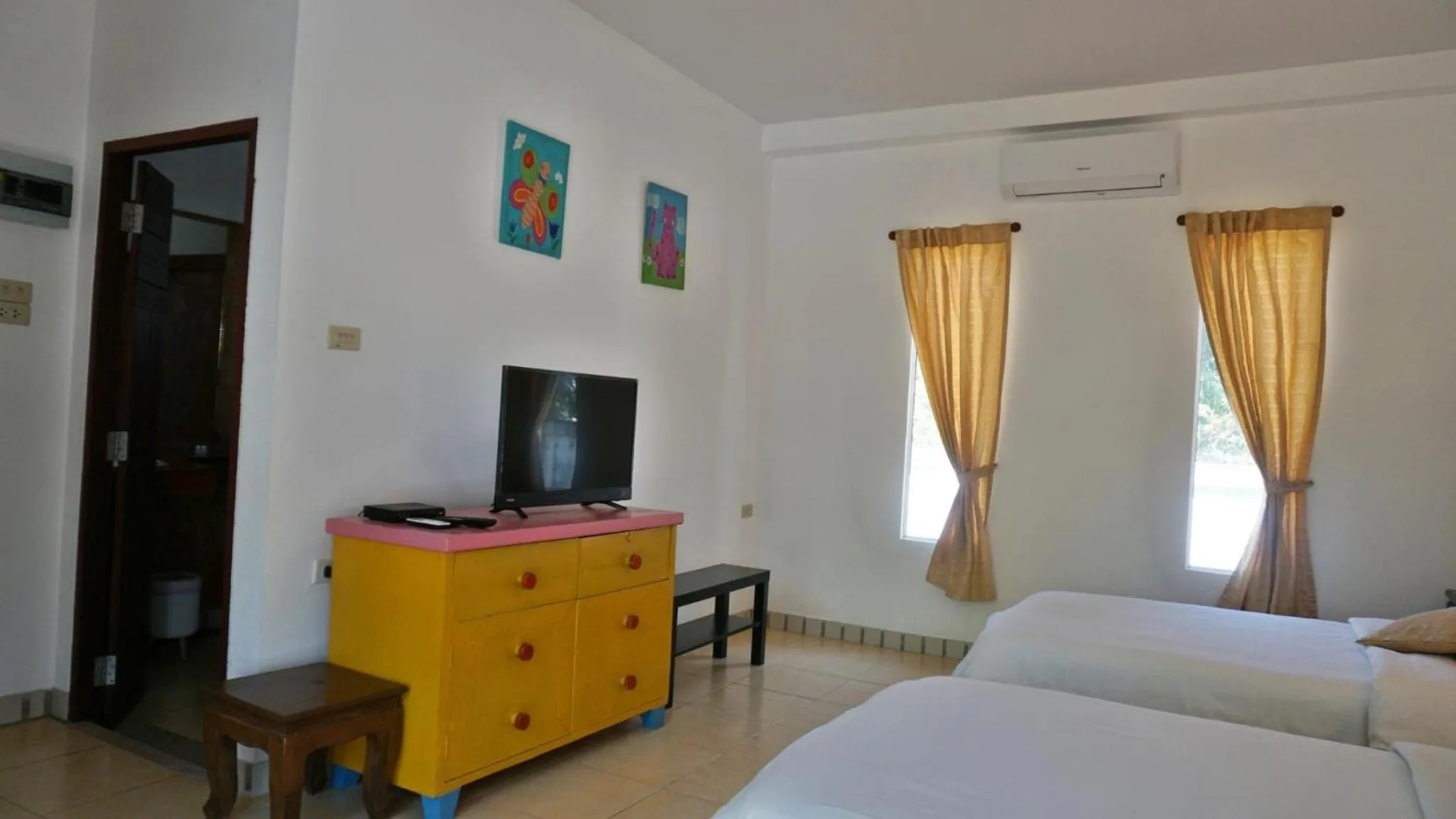 Bed in Kalamona Seaview