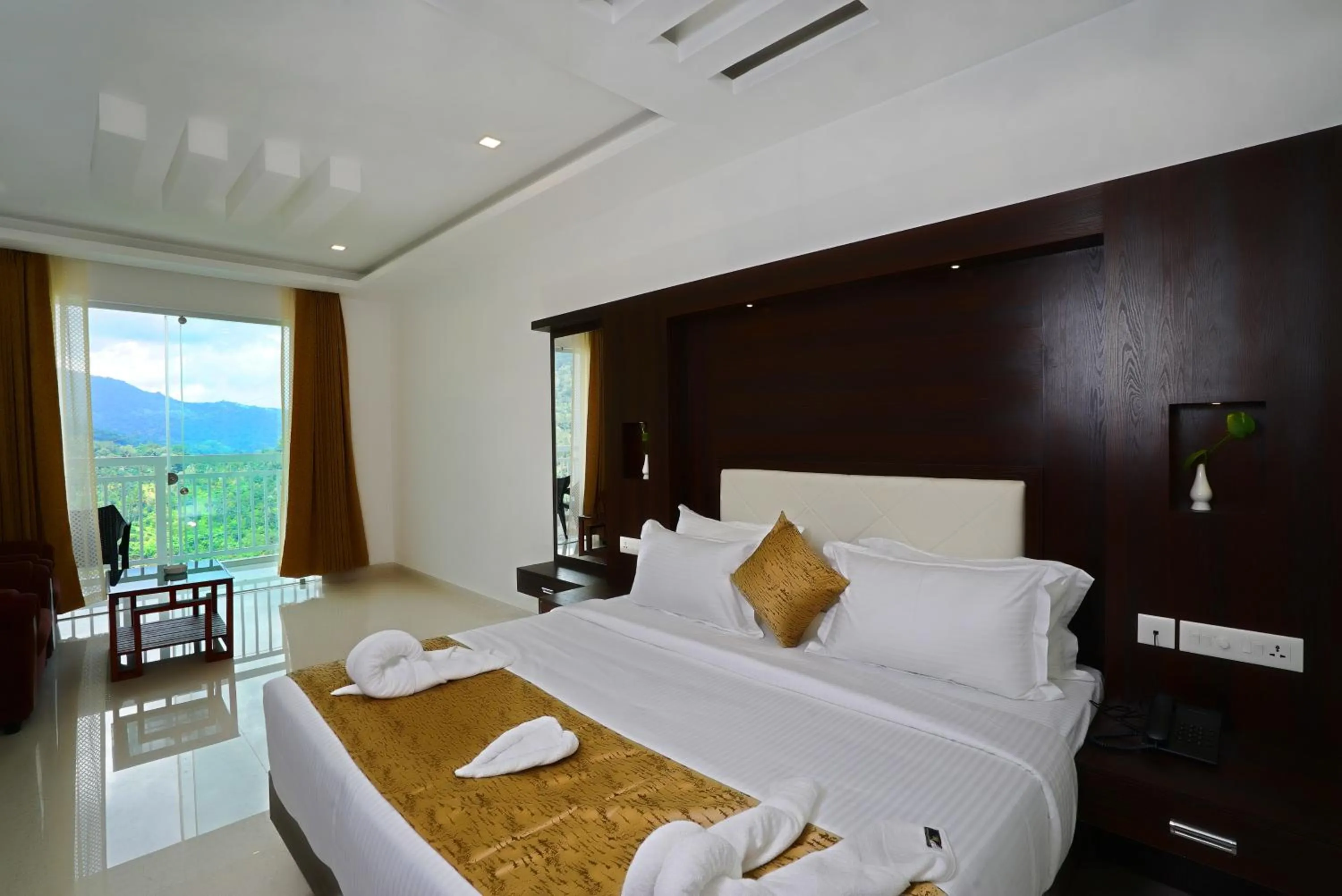 Seating area, Bed in Moonline Resort