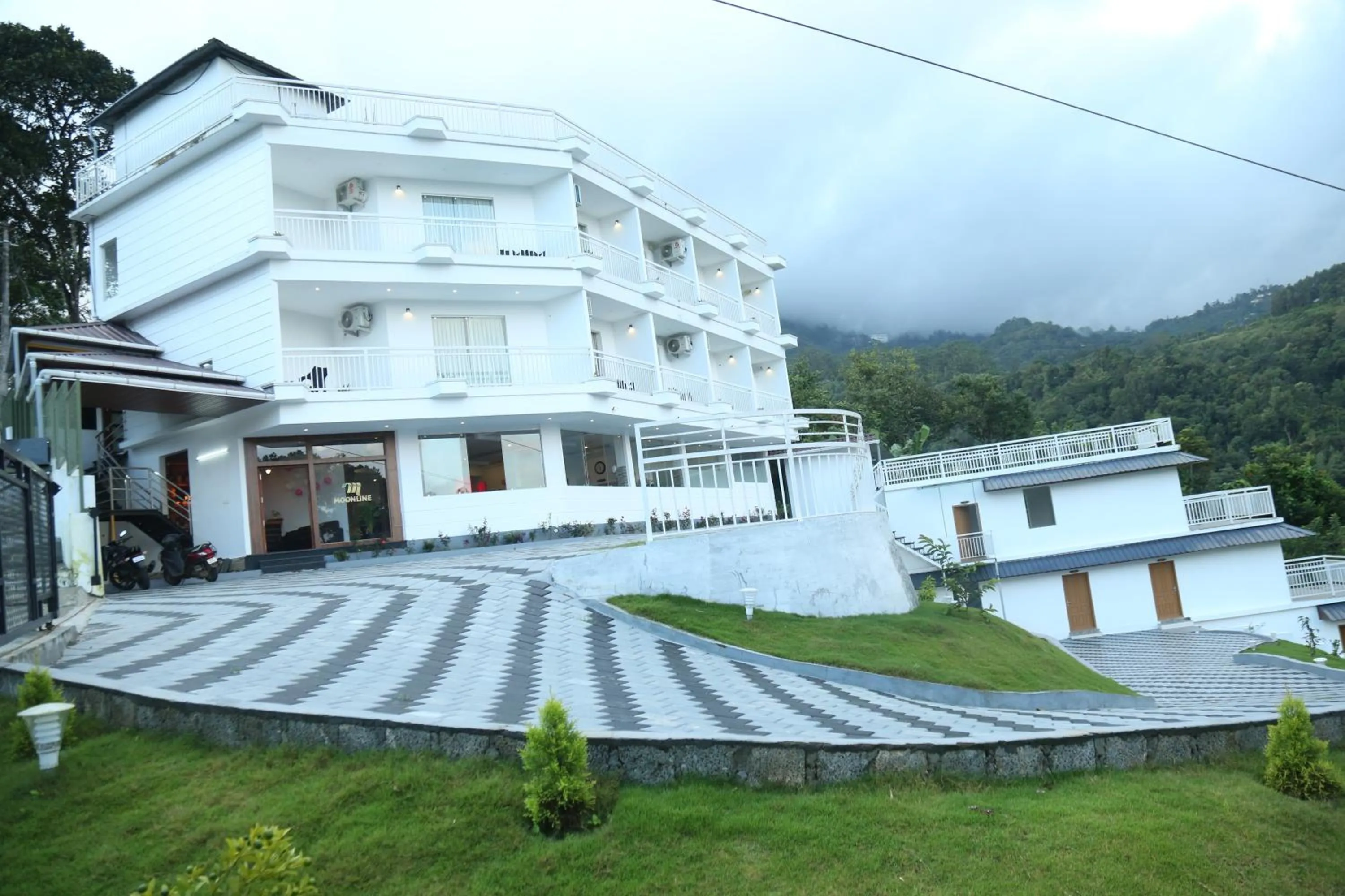 Property building in Moonline Resort